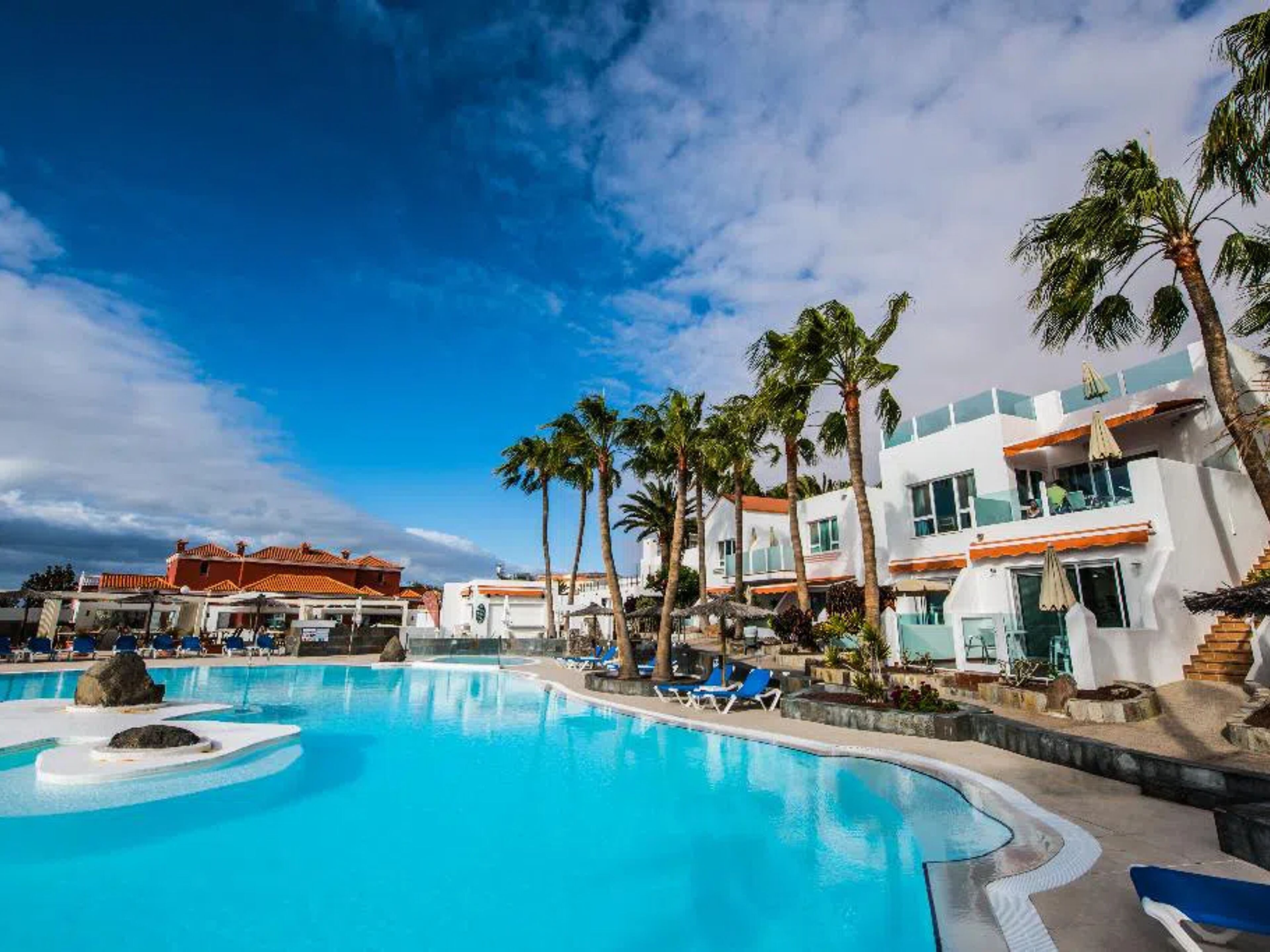 Hotel Bahía Calma Beach
