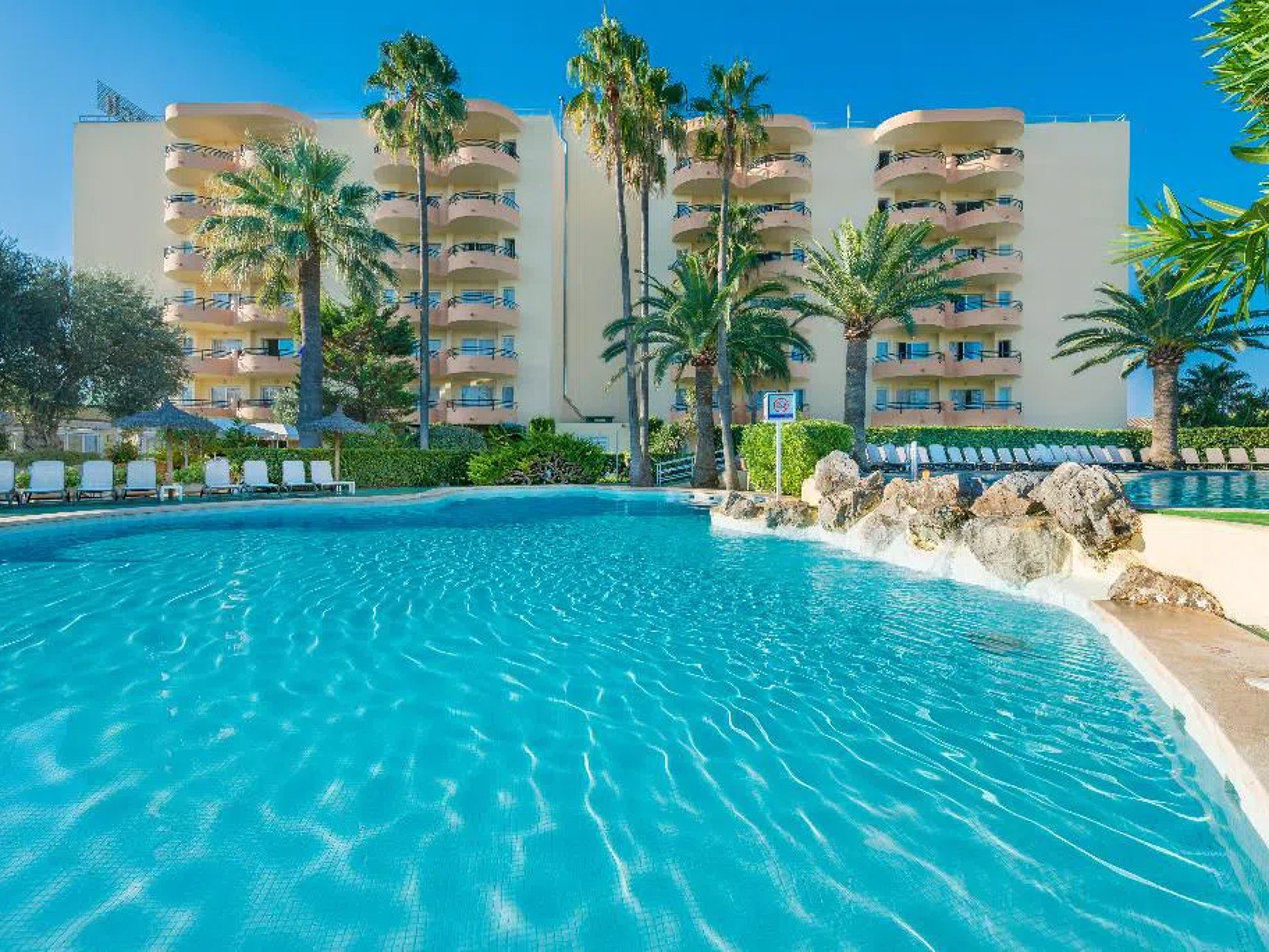 Aparthotel Alcúdia Beach
