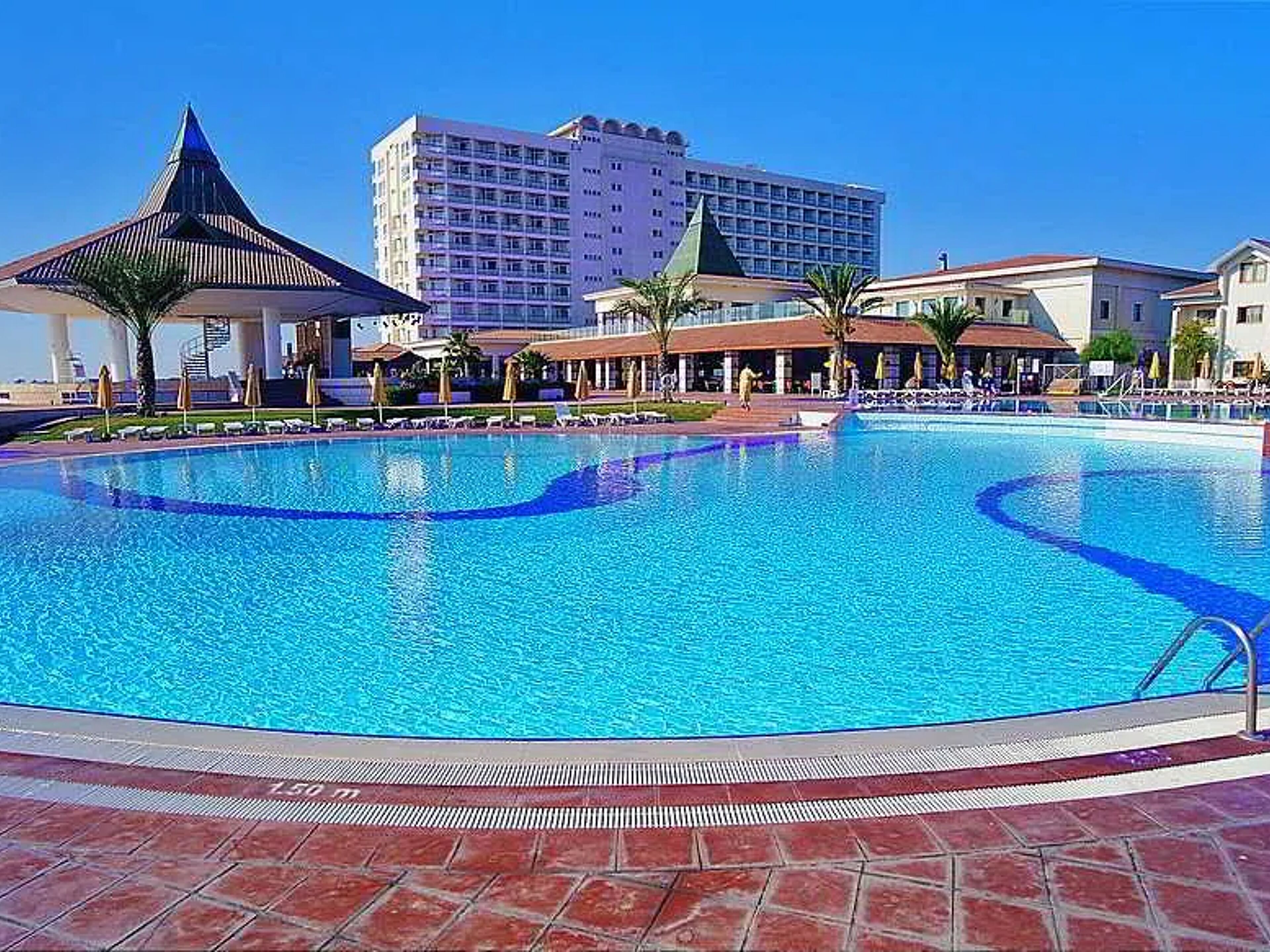Salamis Bay Conti