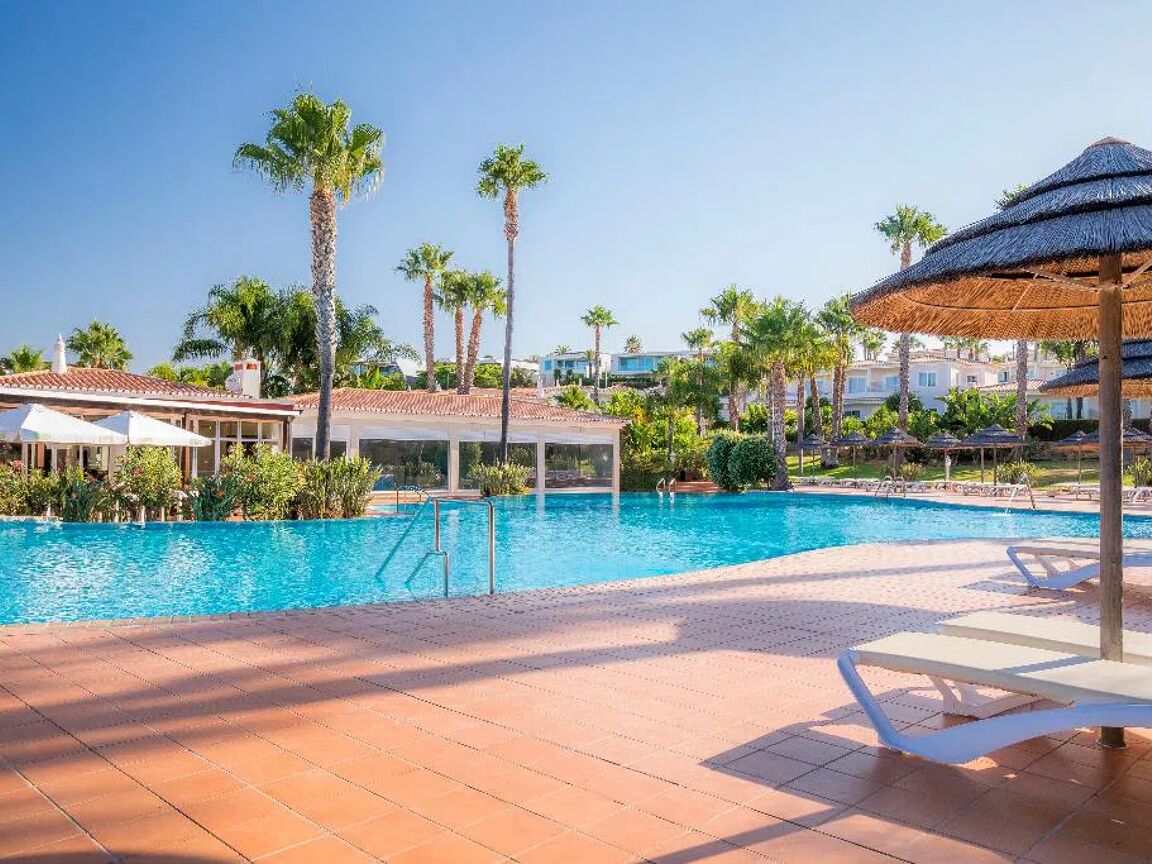 Clube Porto Mos
