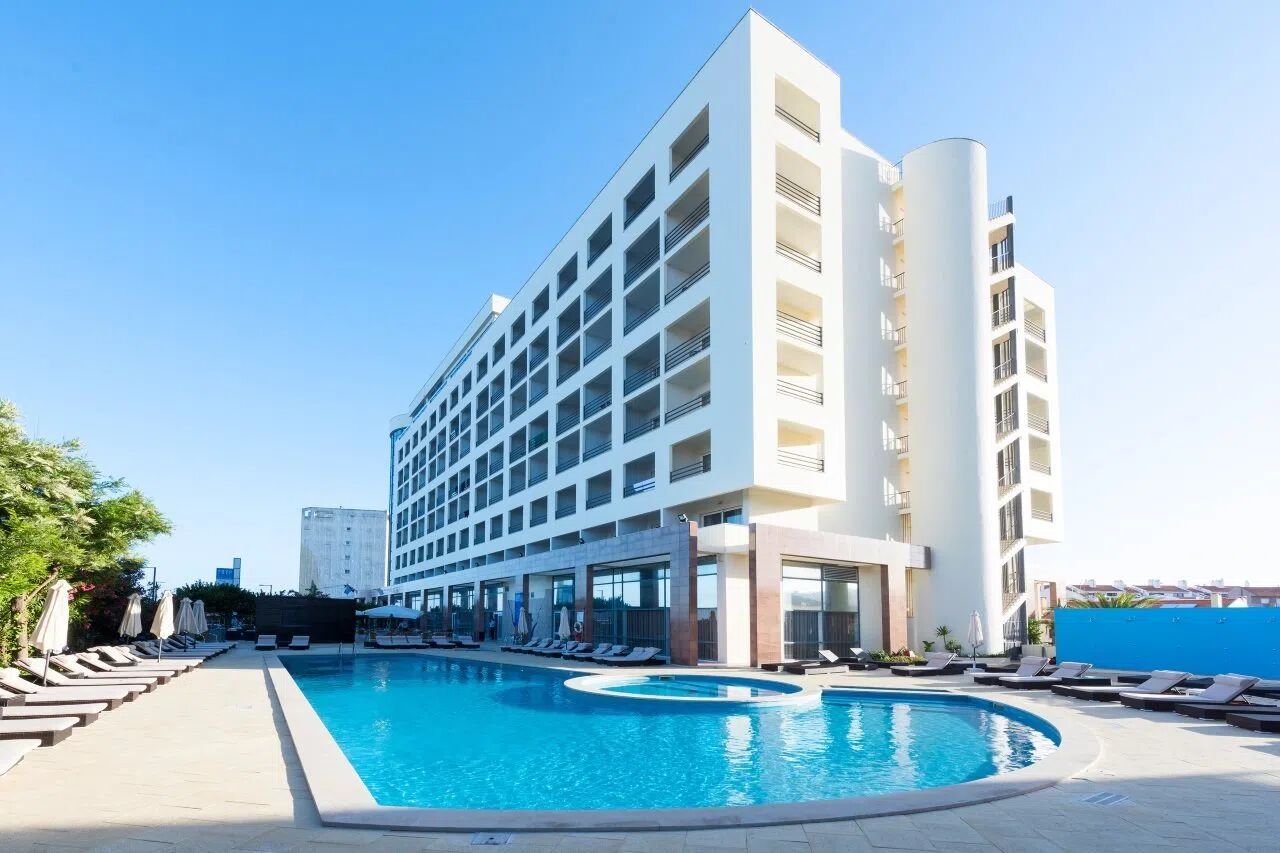 tryp-lisboa-caparica-mar