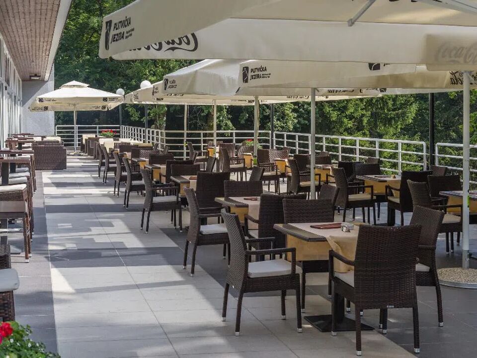 Hotel Jezero