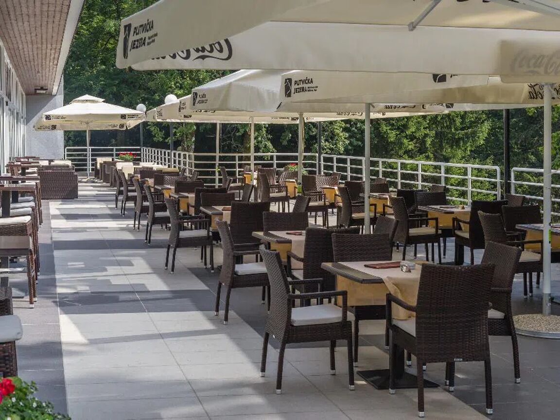 Hotel Jezero