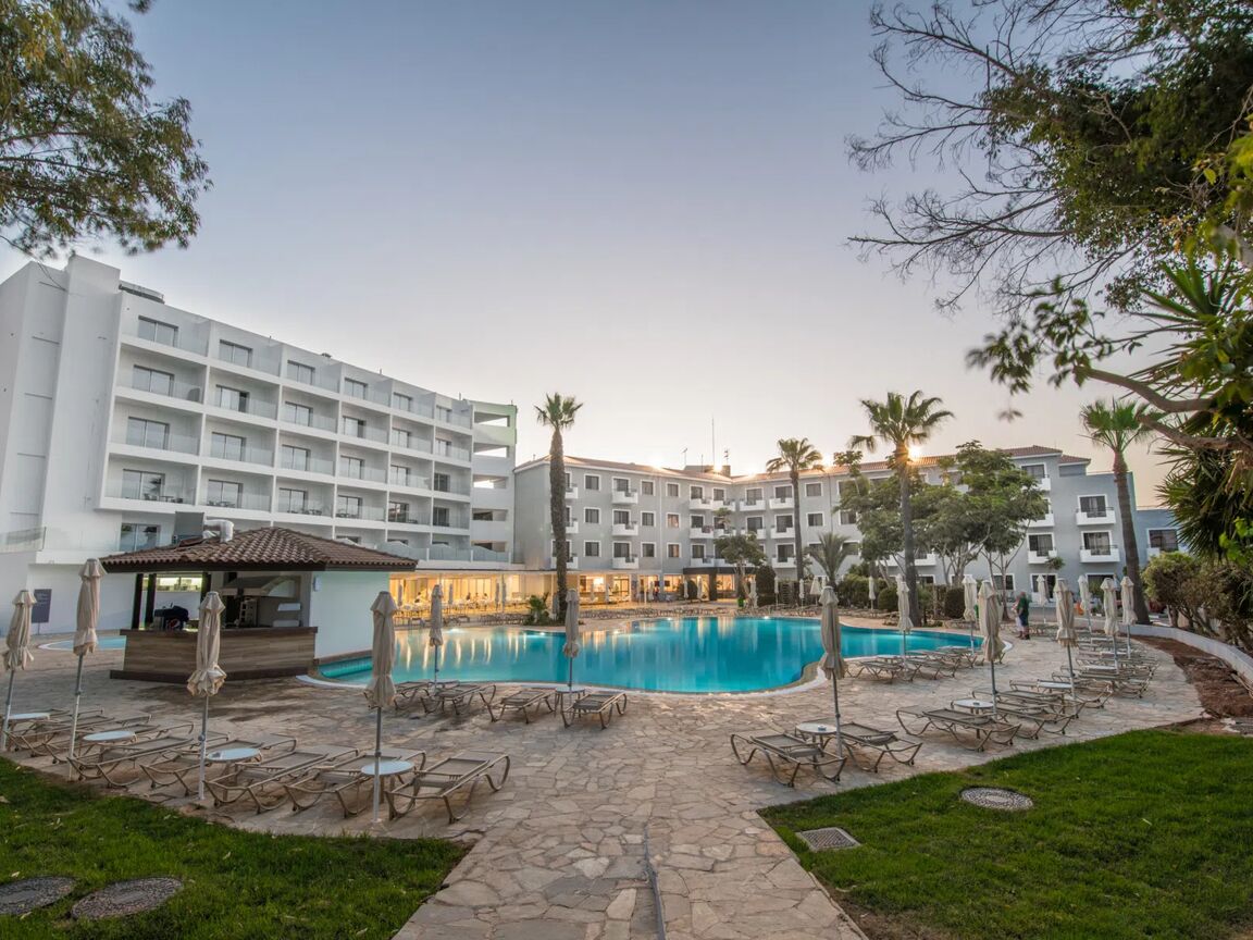 Narcissos Waterpark Resort
