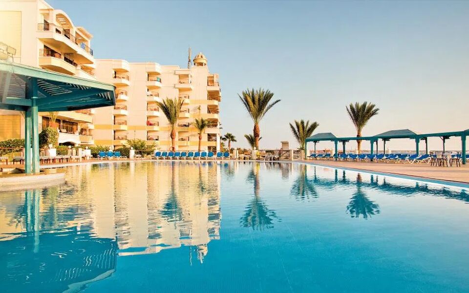 SUNRISE Holidays Resort