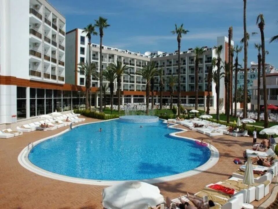 Prime Beach Hotel 