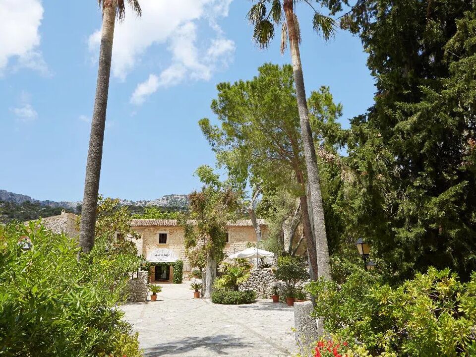 L’Hermitage Hotel & Spa