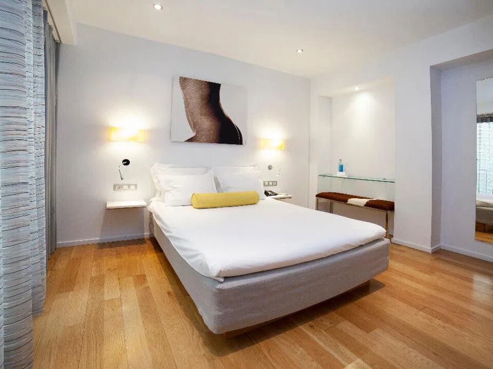 Petit Palace Hotel Tres