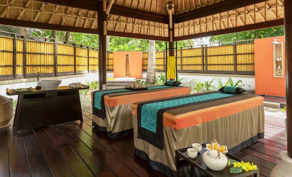 angsana-resort-spa-maldives-velavaru
