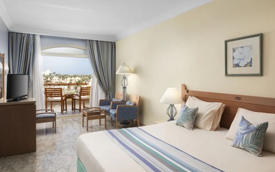 Royal Lagoons Aqua Park Resort & Spa