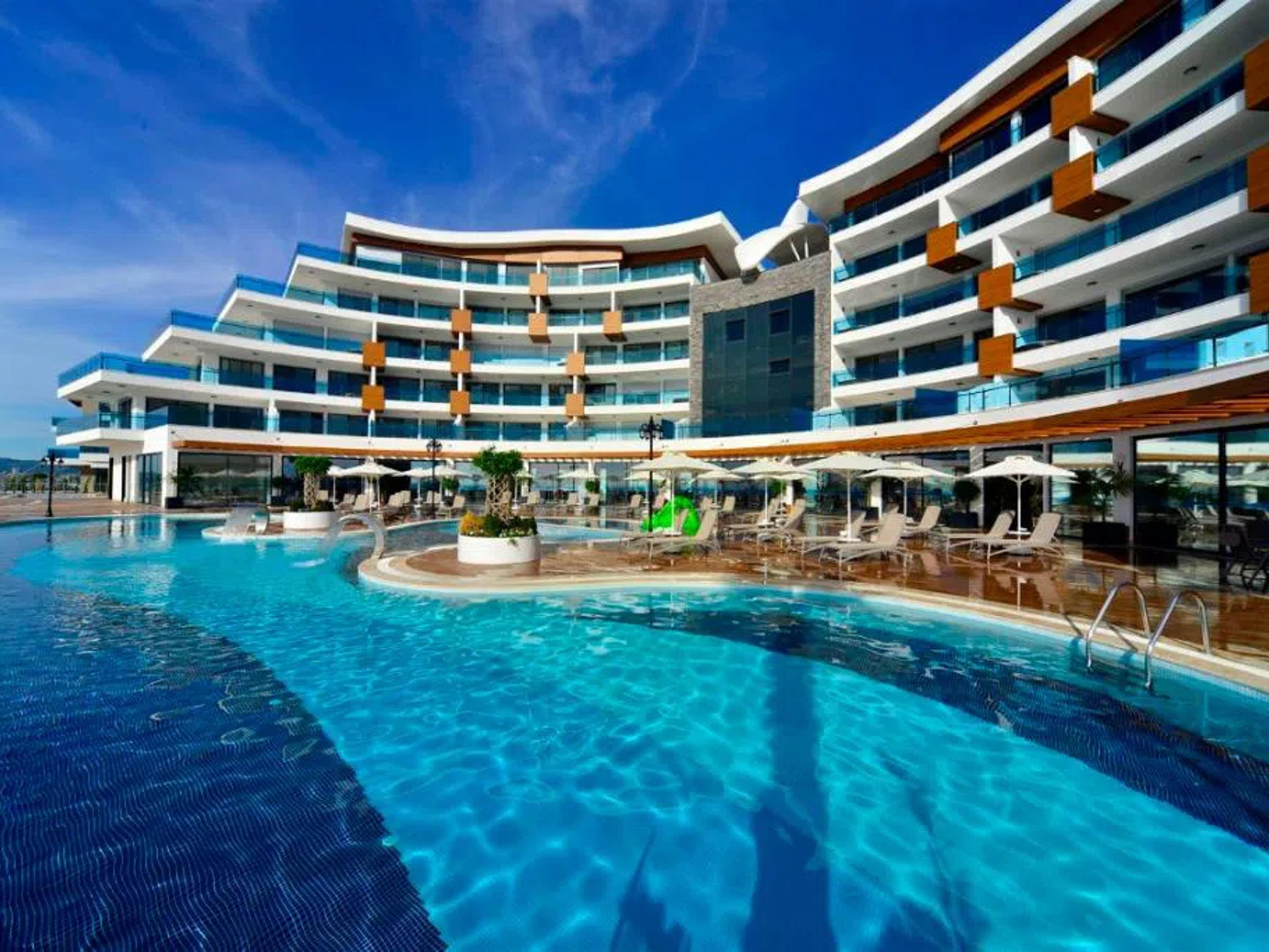 Elite Luxury Suite & Spa Hotel