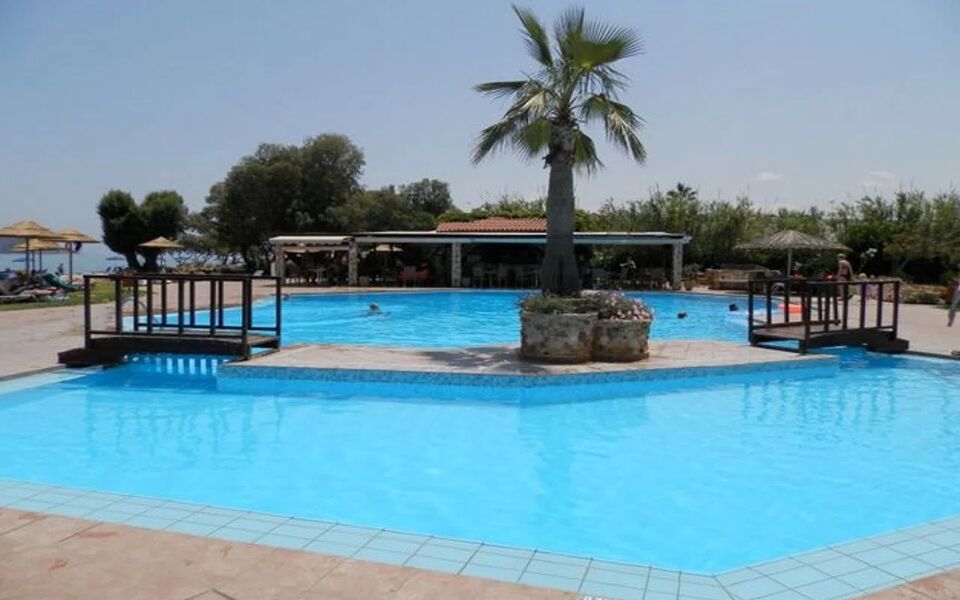 Geraniotis Hotel and Resort