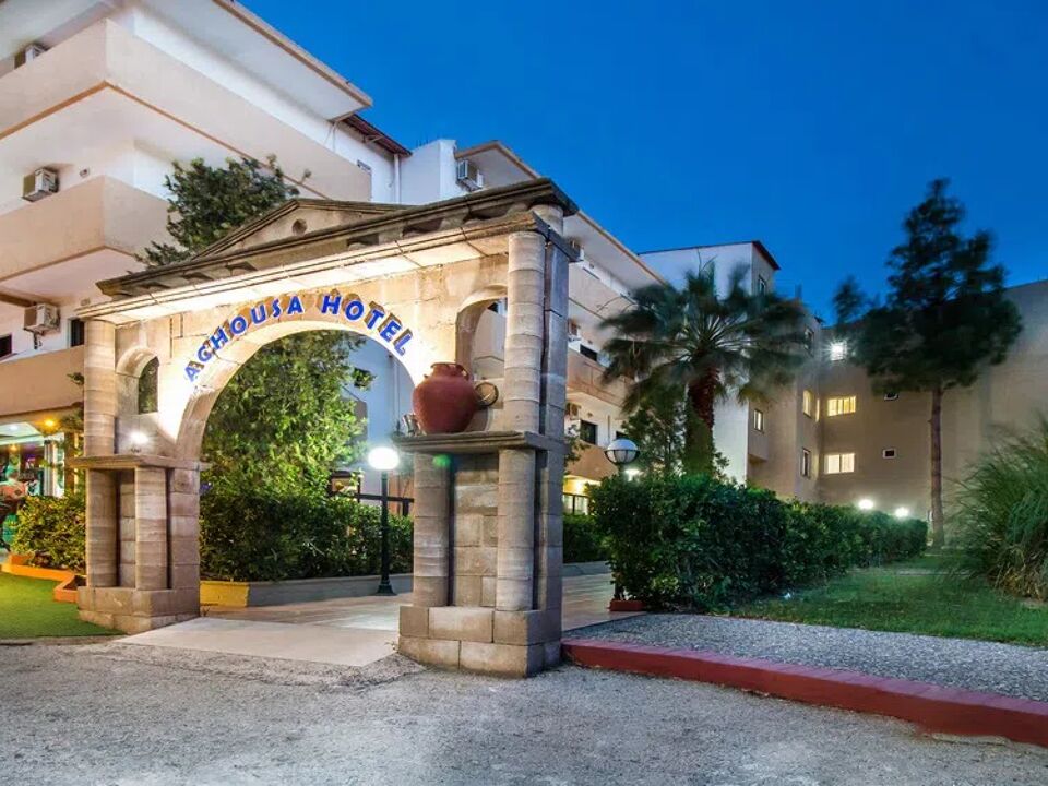 Cabú Hotel