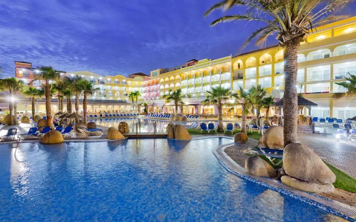 mediterraneo-bay-hotel-spa-resort
