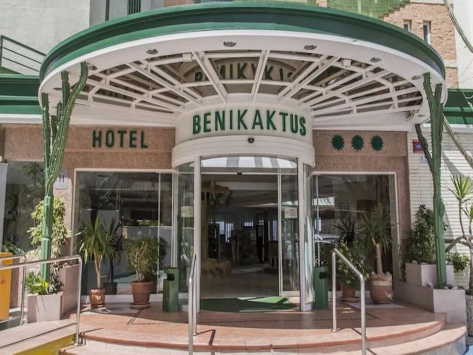 Hotel Benikaktus