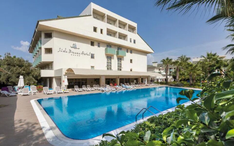 Side Breeze Hotel
