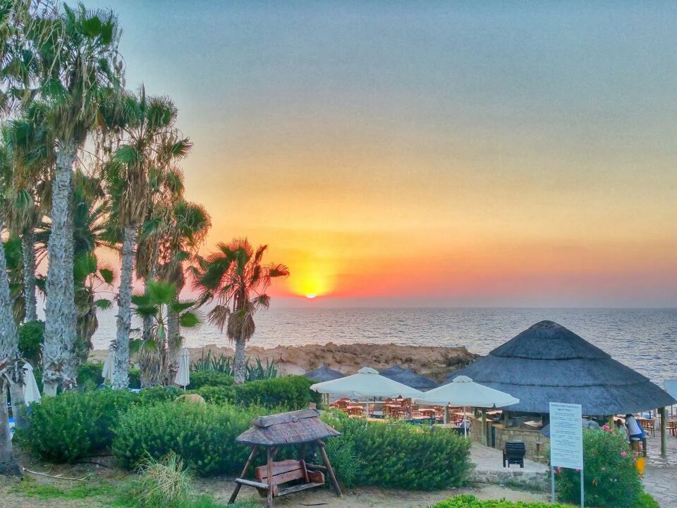Cynthiana Beach Hotel