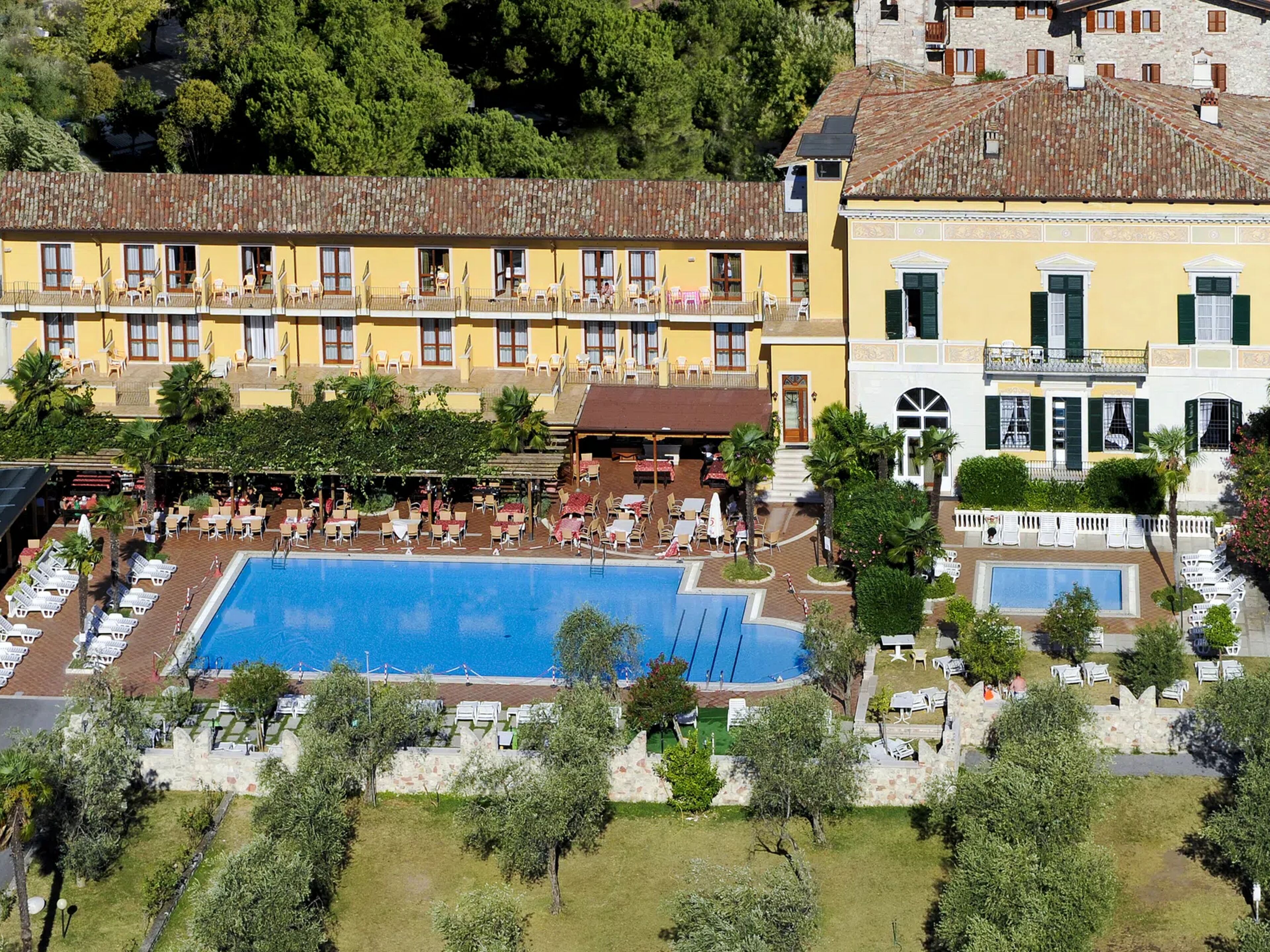 Antico Monastero Hotel