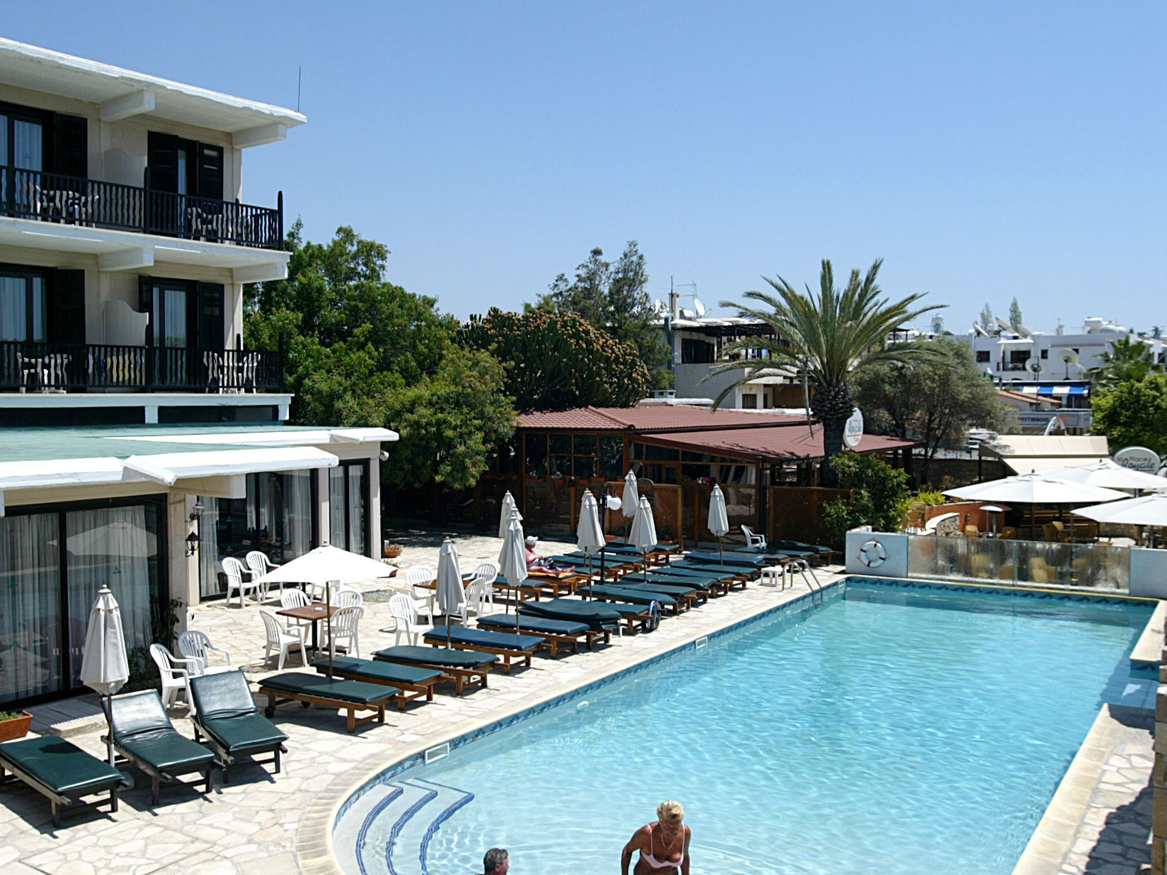 Dionysos Central
