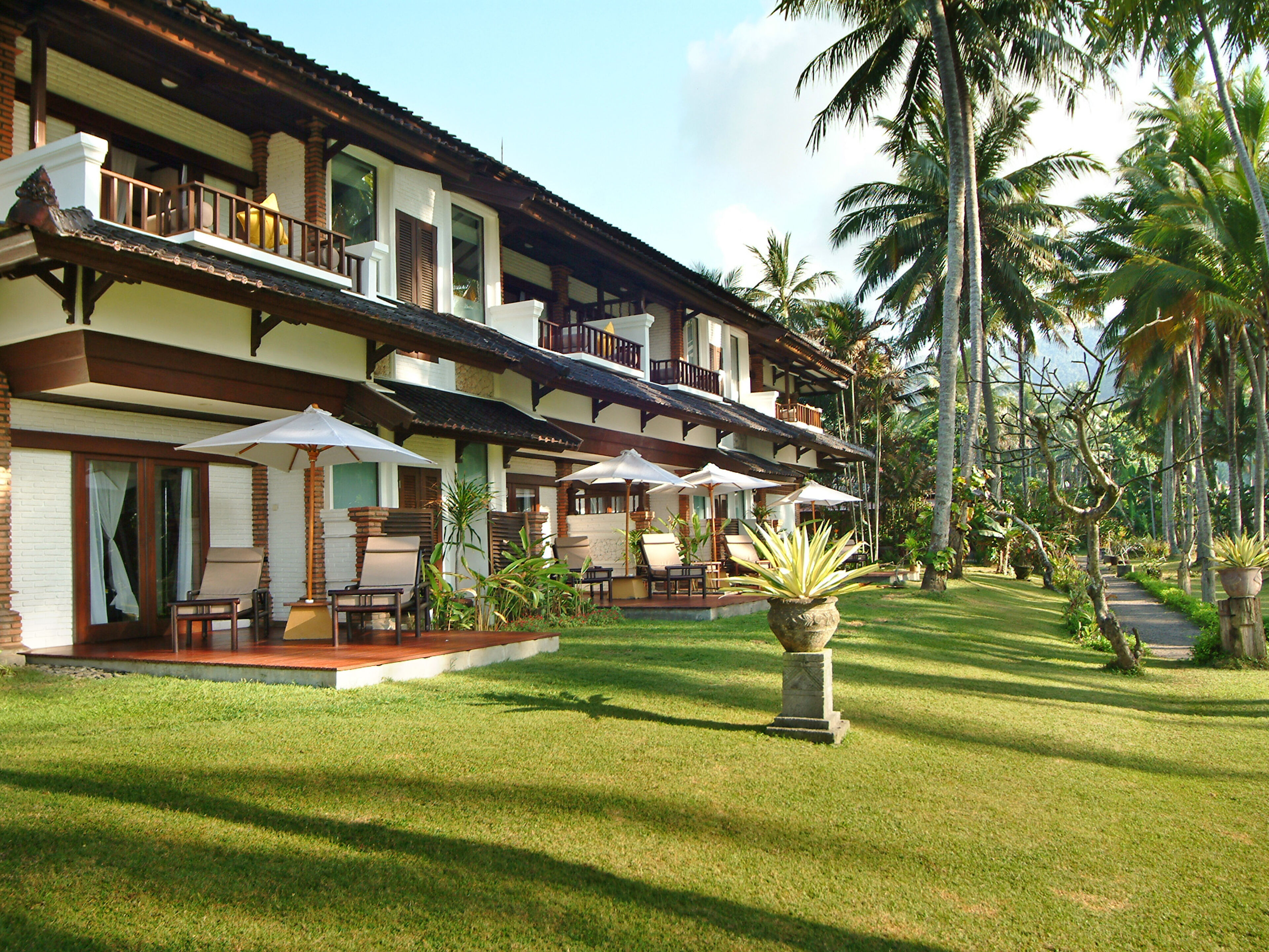 Candi Beach Resort & Spa