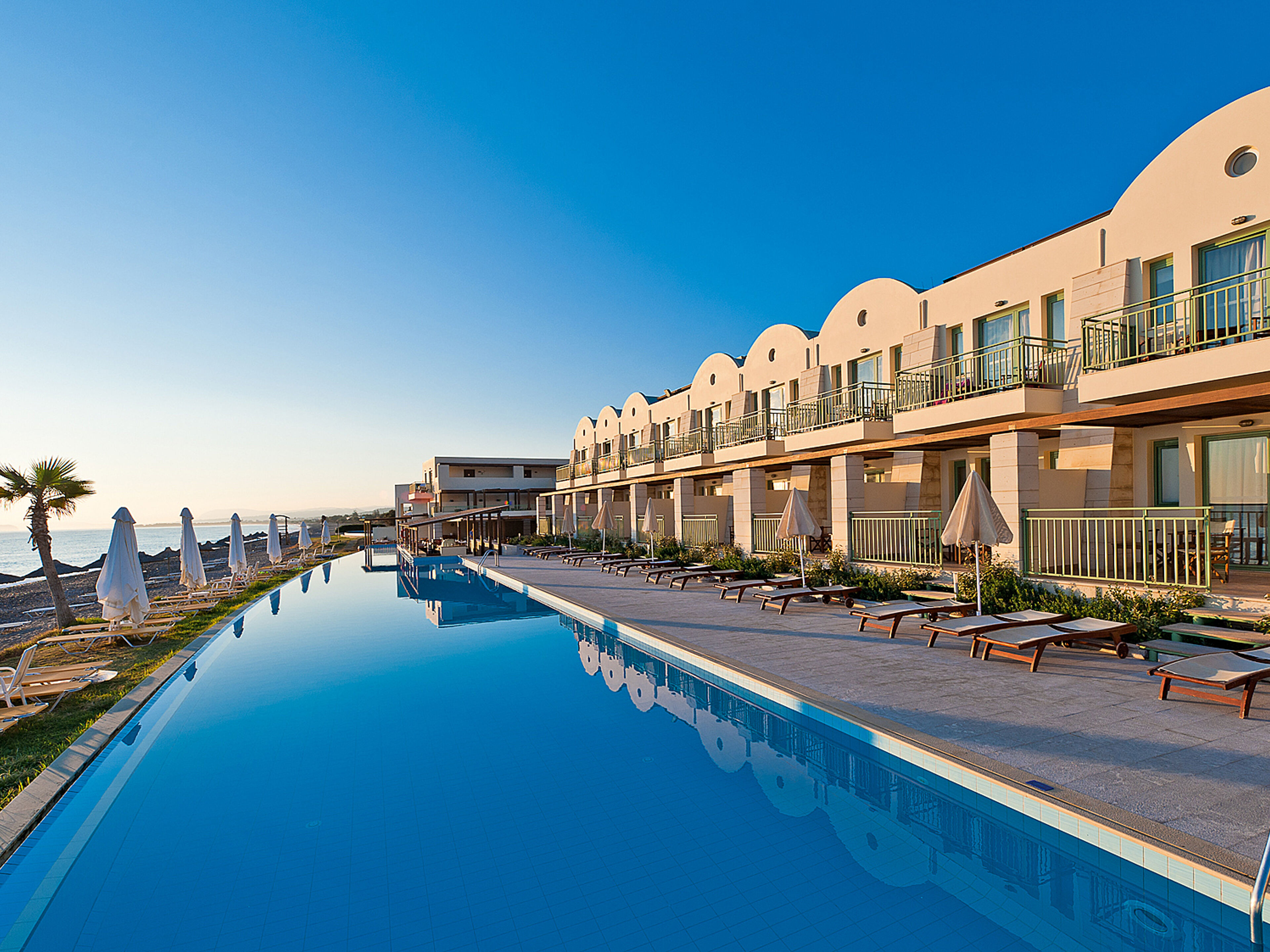 Giannoulis Grand Bay Beach Resort