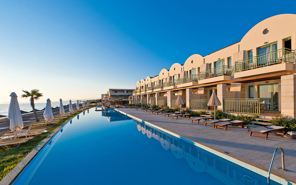 Giannoulis Grand Bay Beach Resort