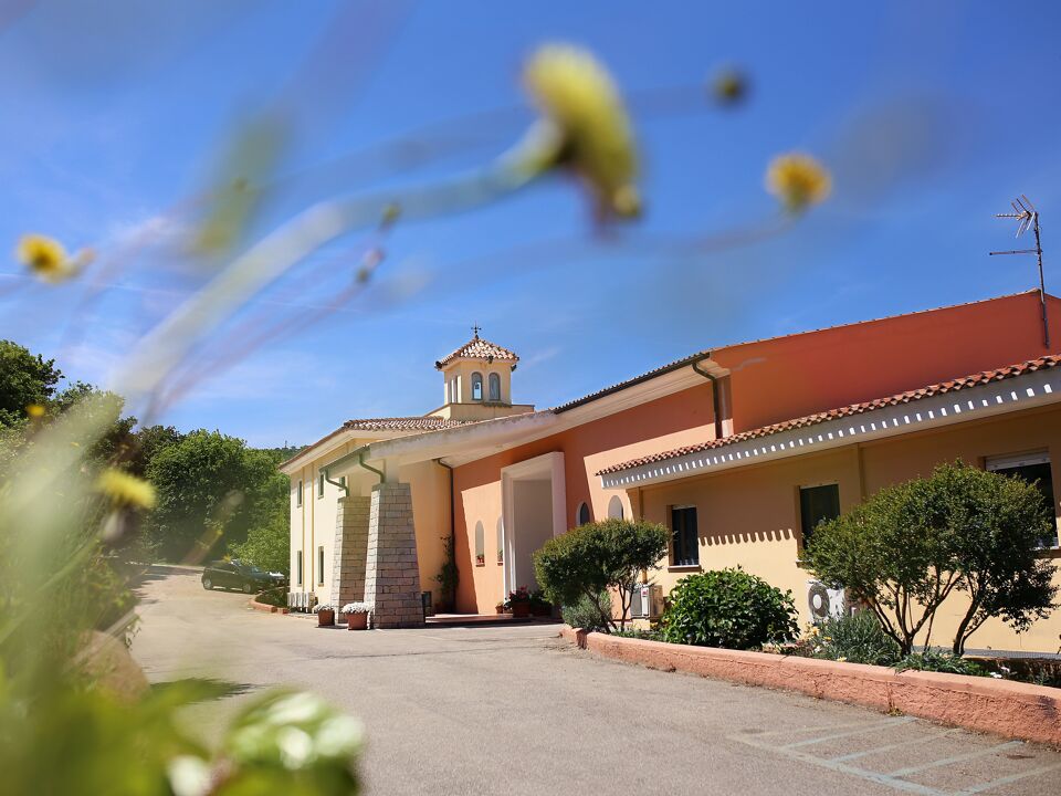 Pausania Inn