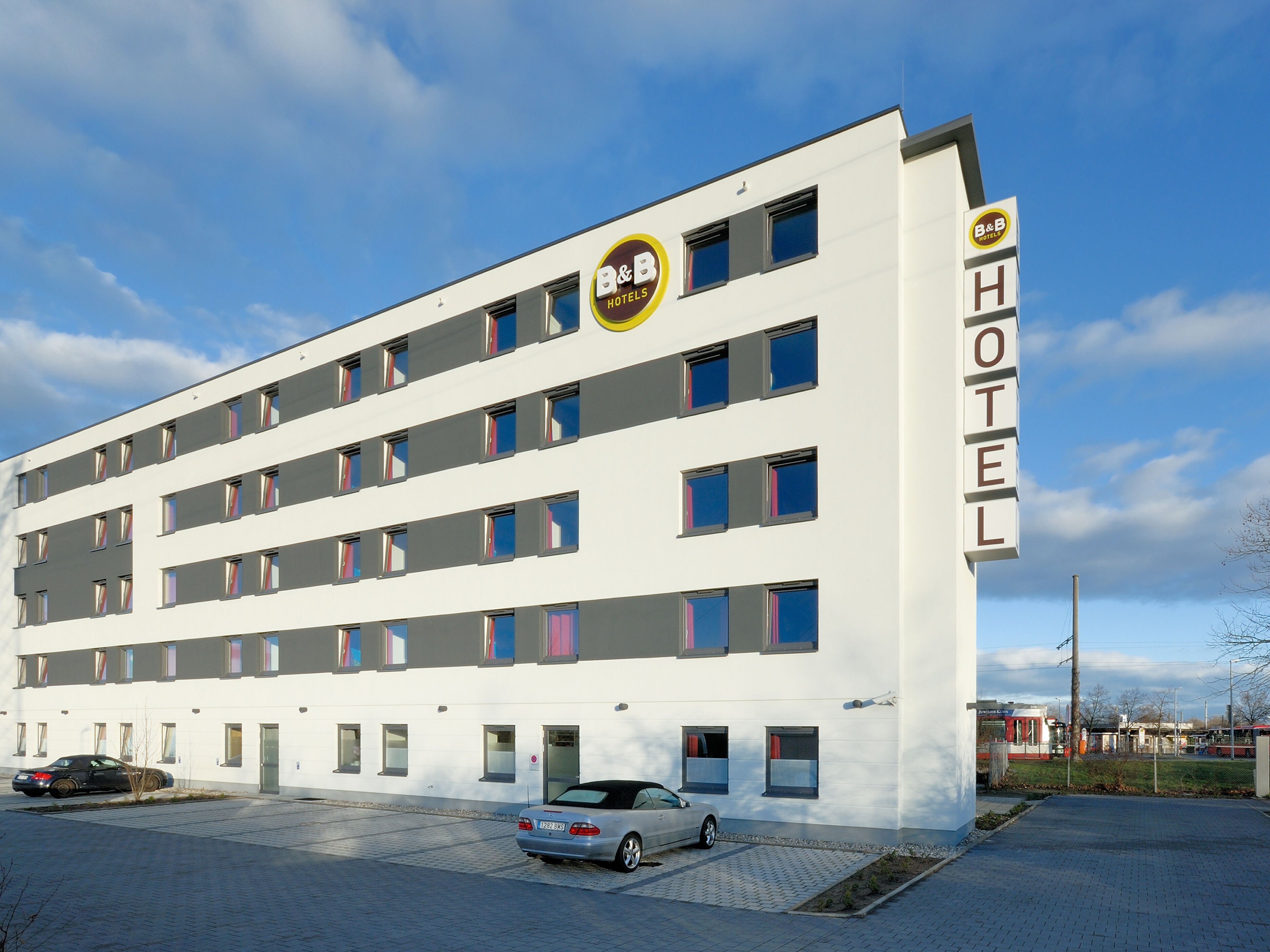 B&B Hotel Freiburg-Süd