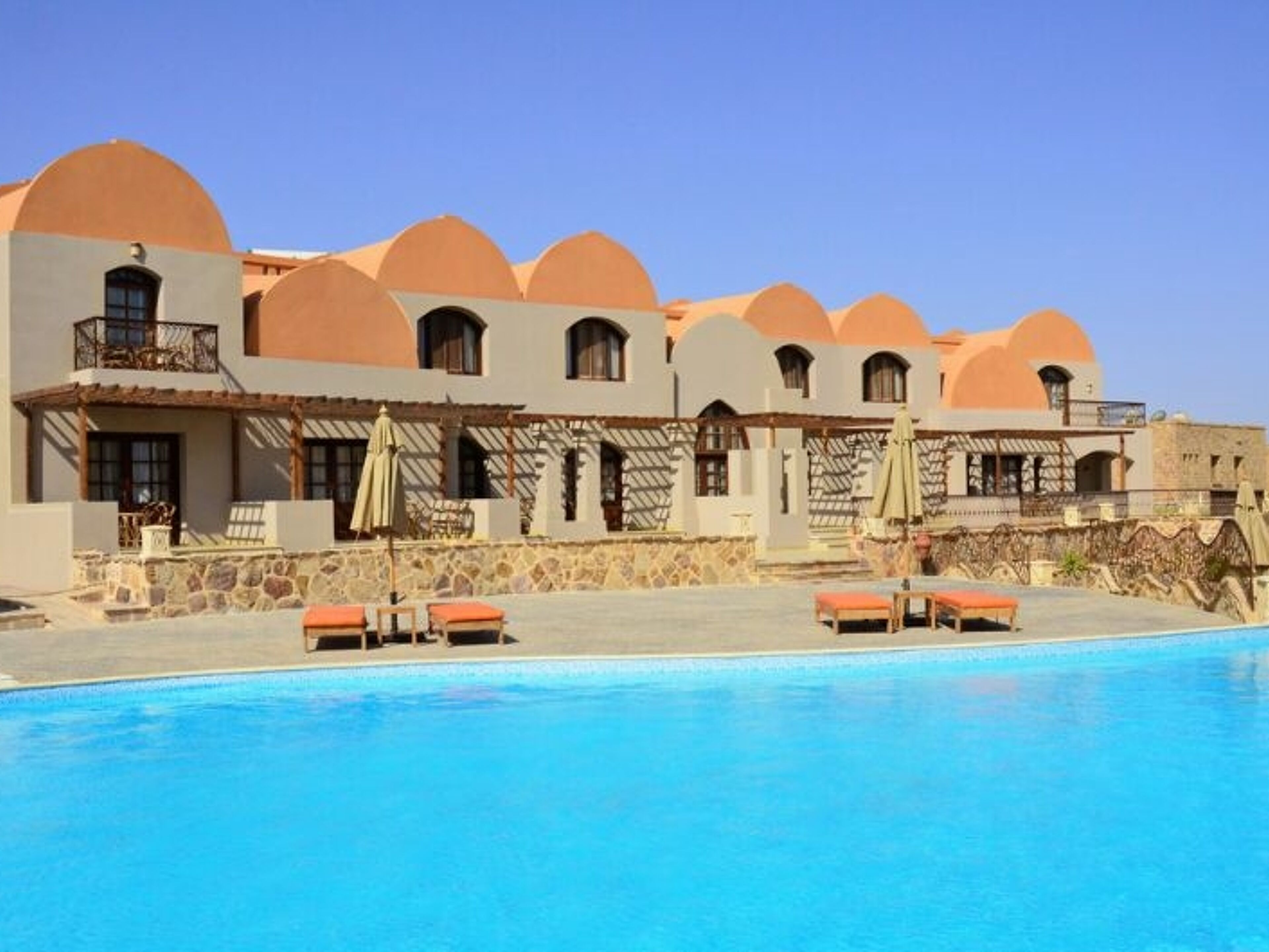 Rohanou Beach Resort & Ecolodge