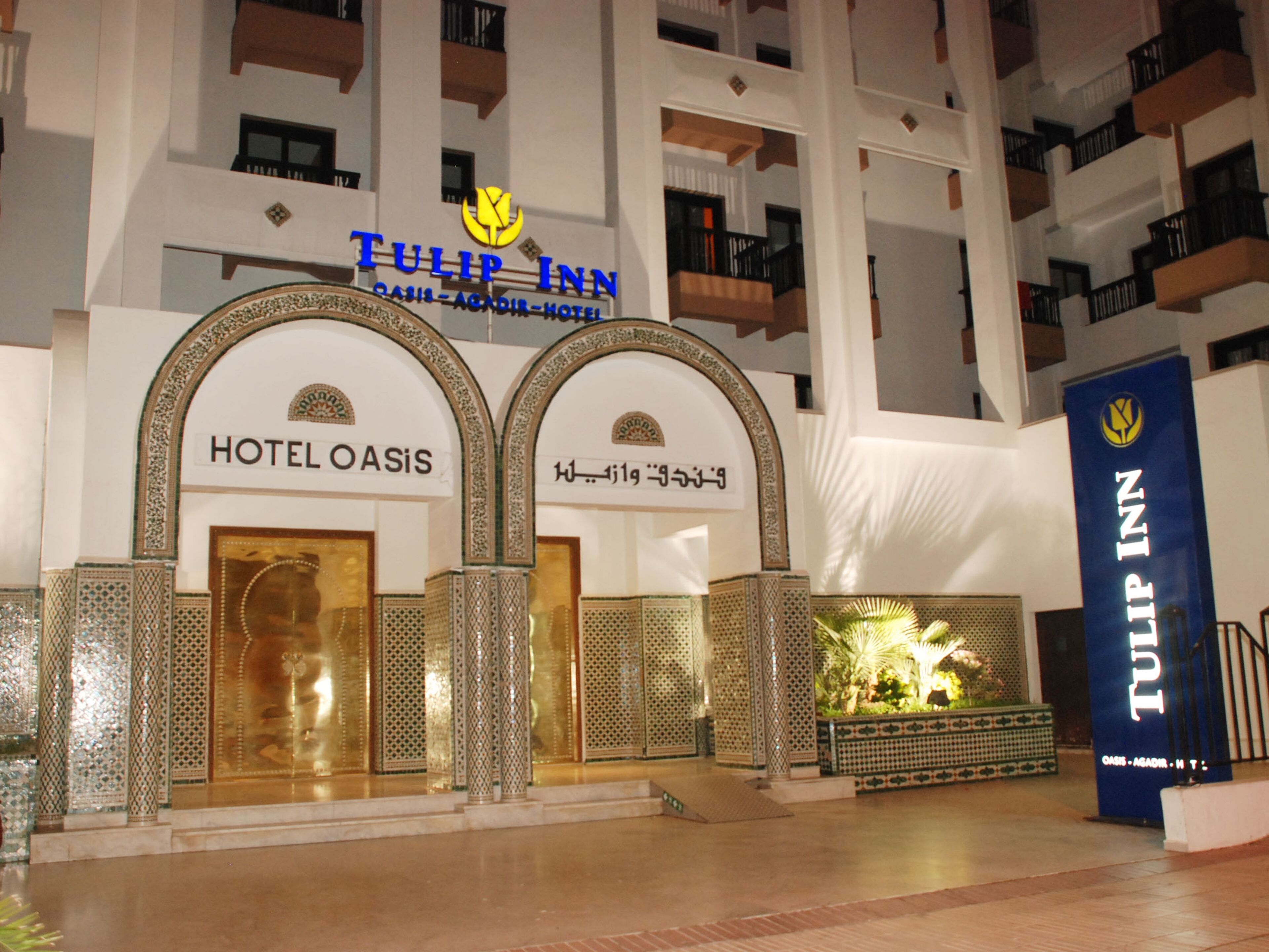 Oasis Hotel & Spa