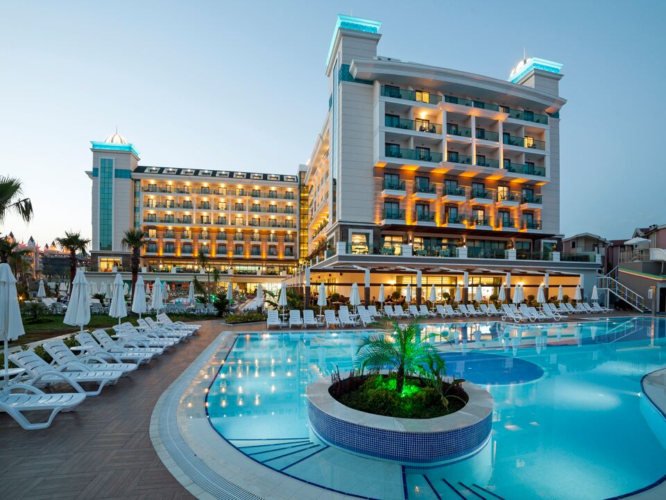Luna Blanca Resort & Spa