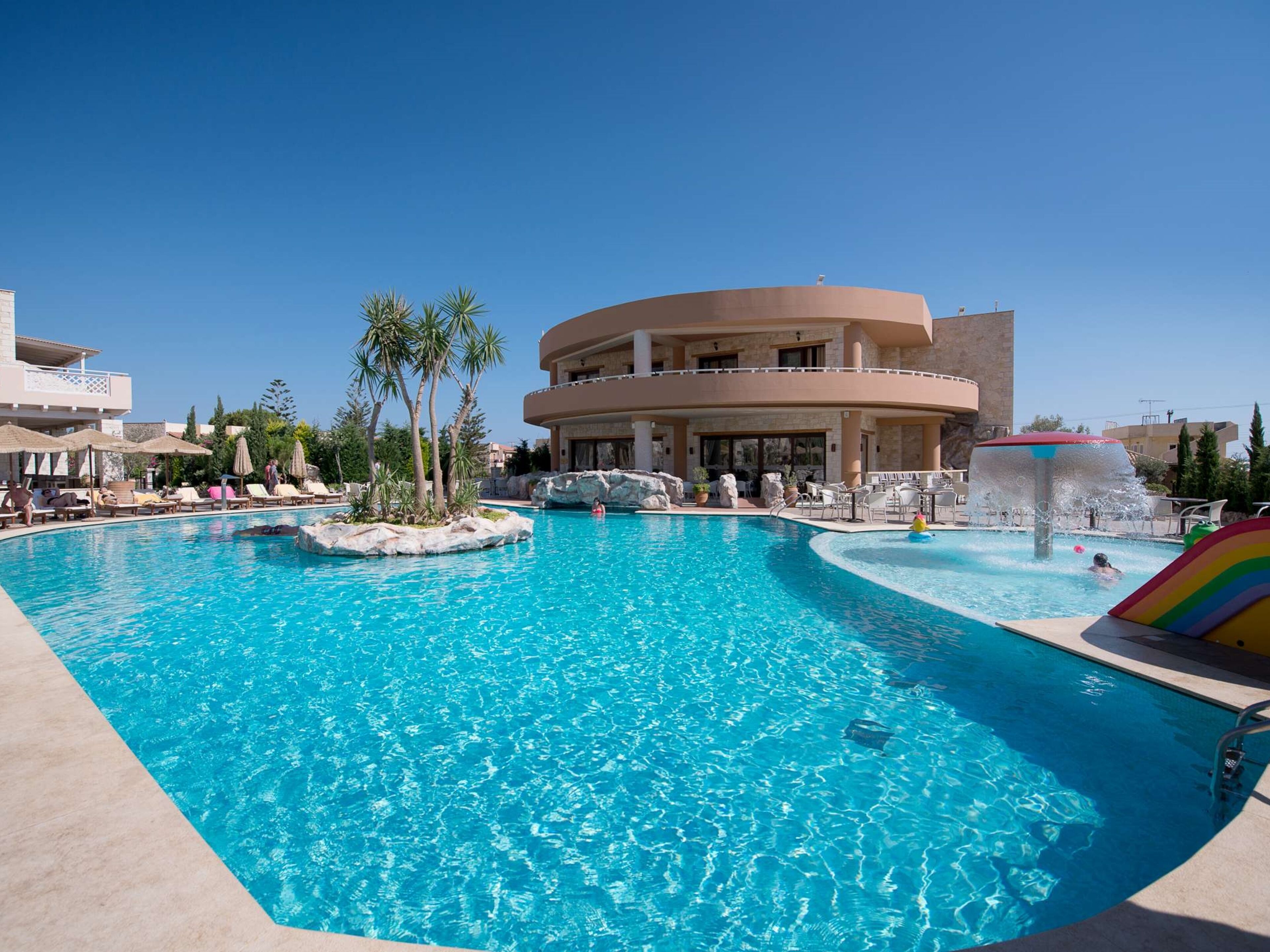 Cactus Royal Spa & Resort