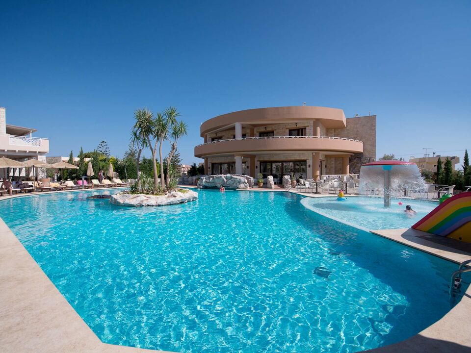 Cactus Royal Spa & Resort