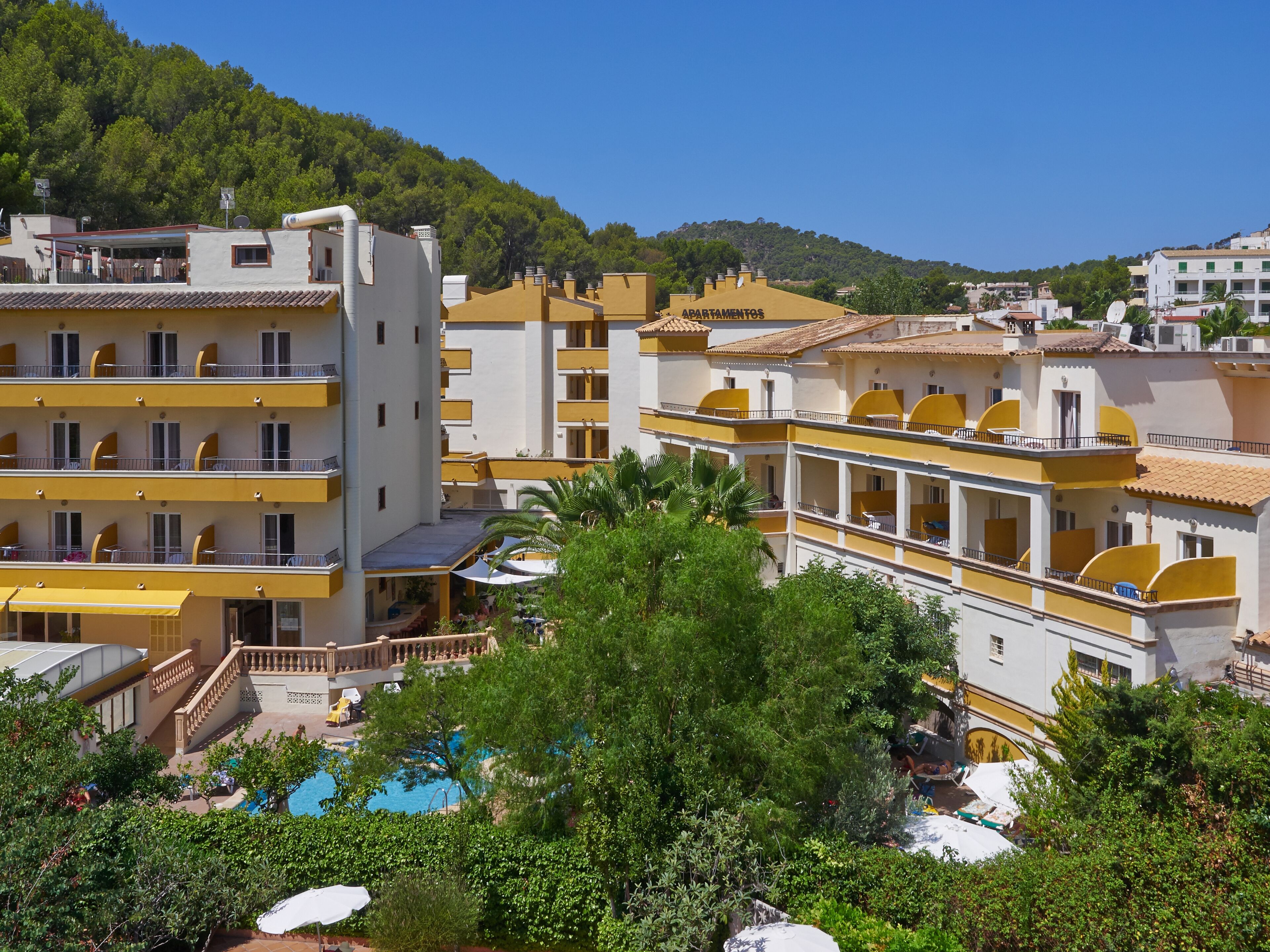 Flor los Almendros Hotel