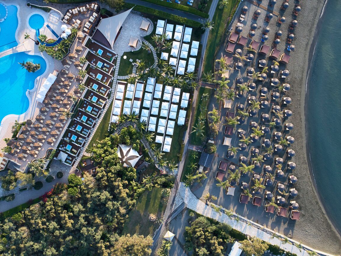 Four Seasons Hotel