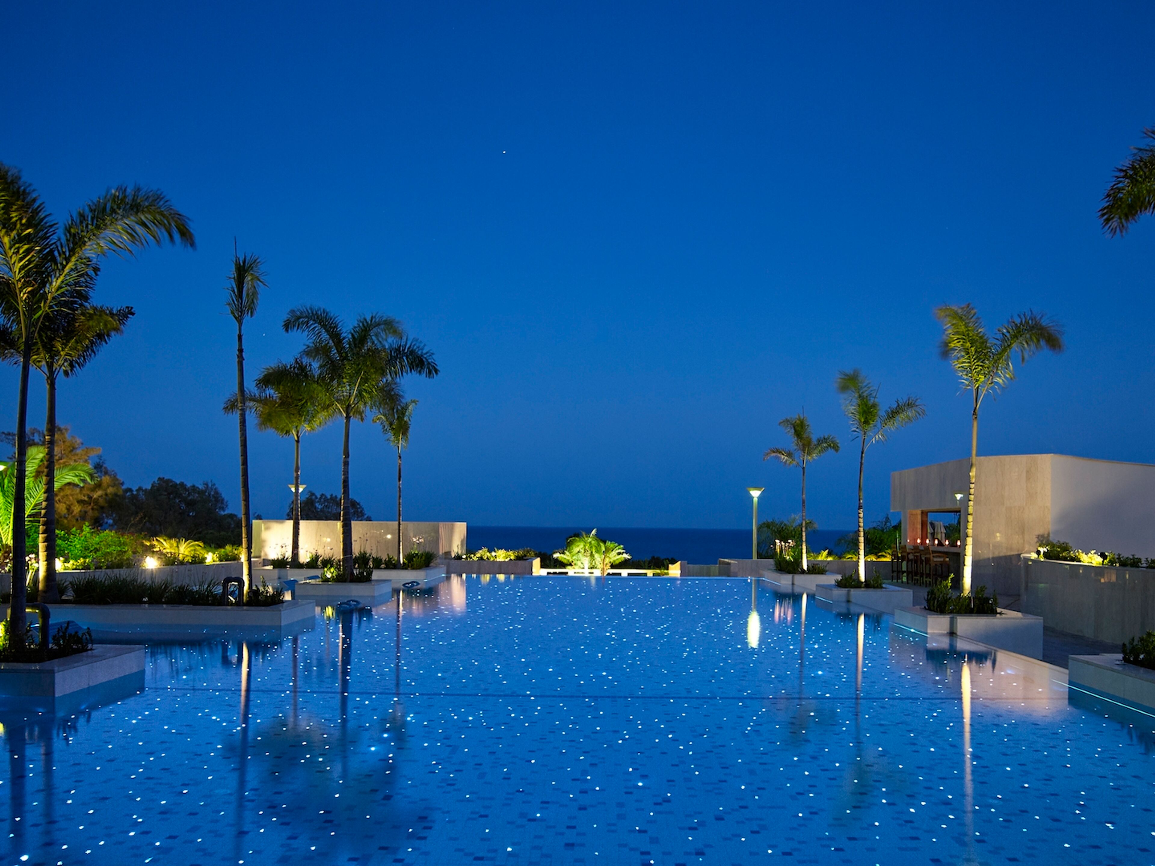 Four Seasons Hotel