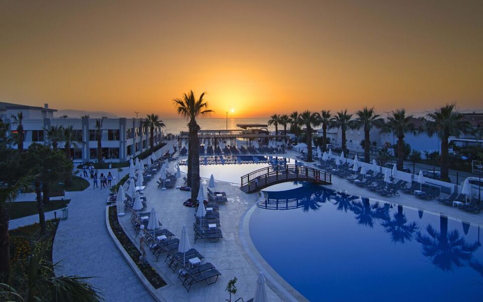 Palm Wings Kusadasi Beach Resort&Spa