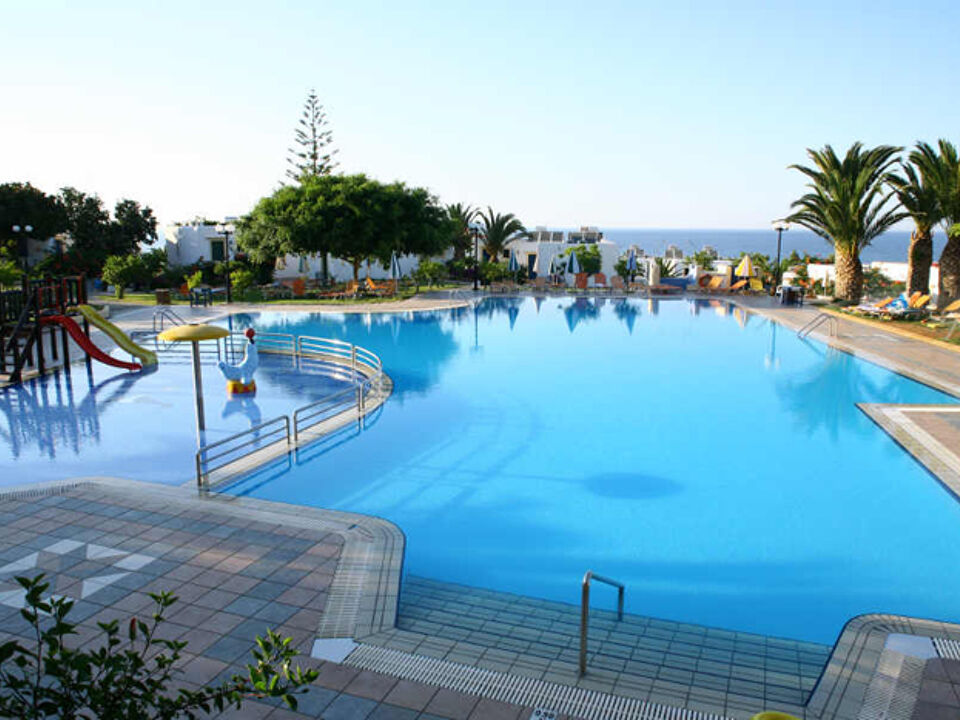 Chrissi Amoudia Hotel