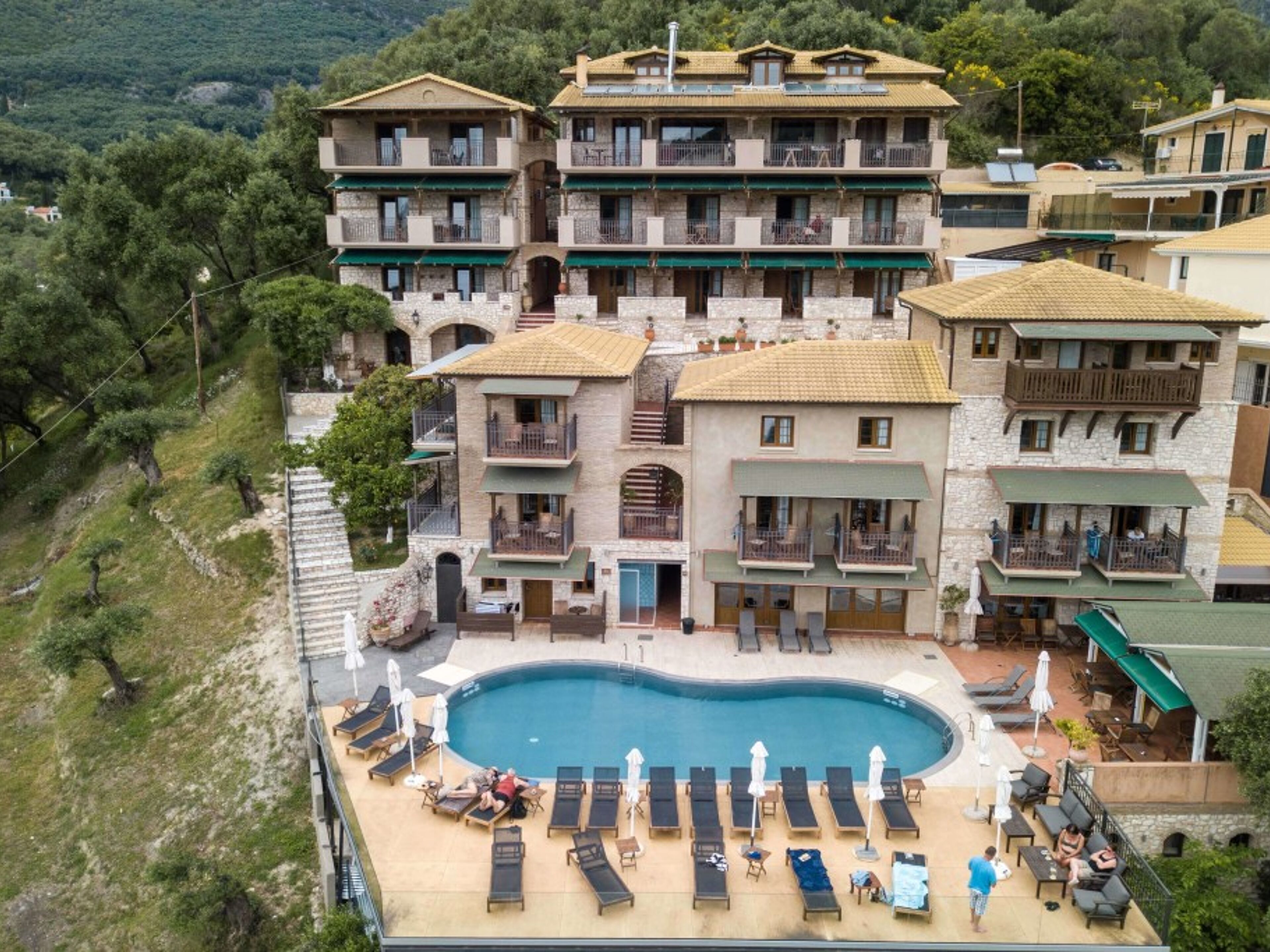 Enetiko Resort