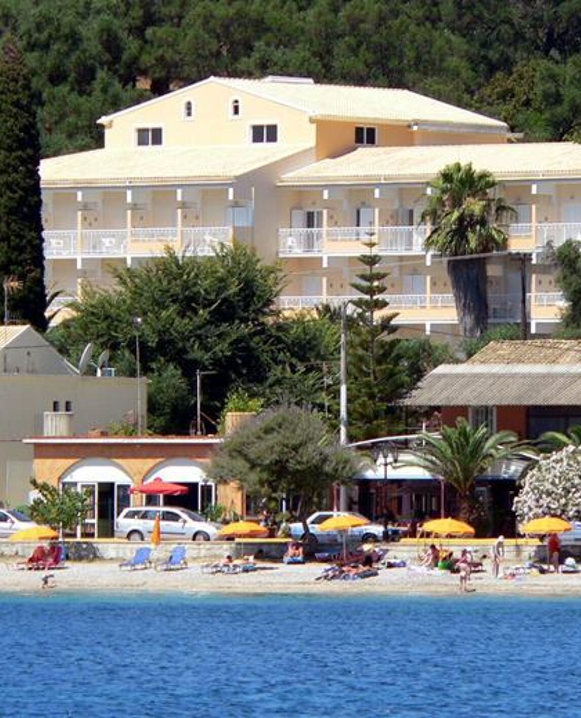 ipsos-beach-hotel