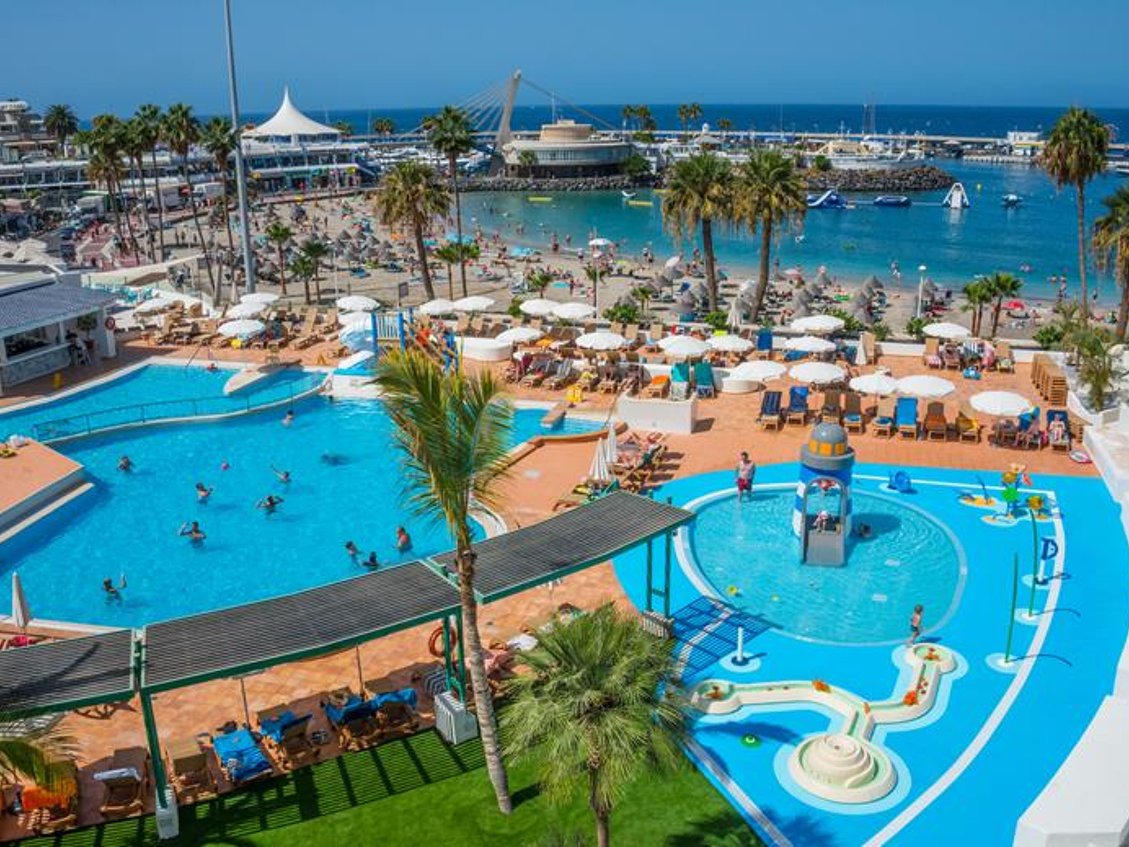 Hovima La Pinta Beachfront Family Hotel