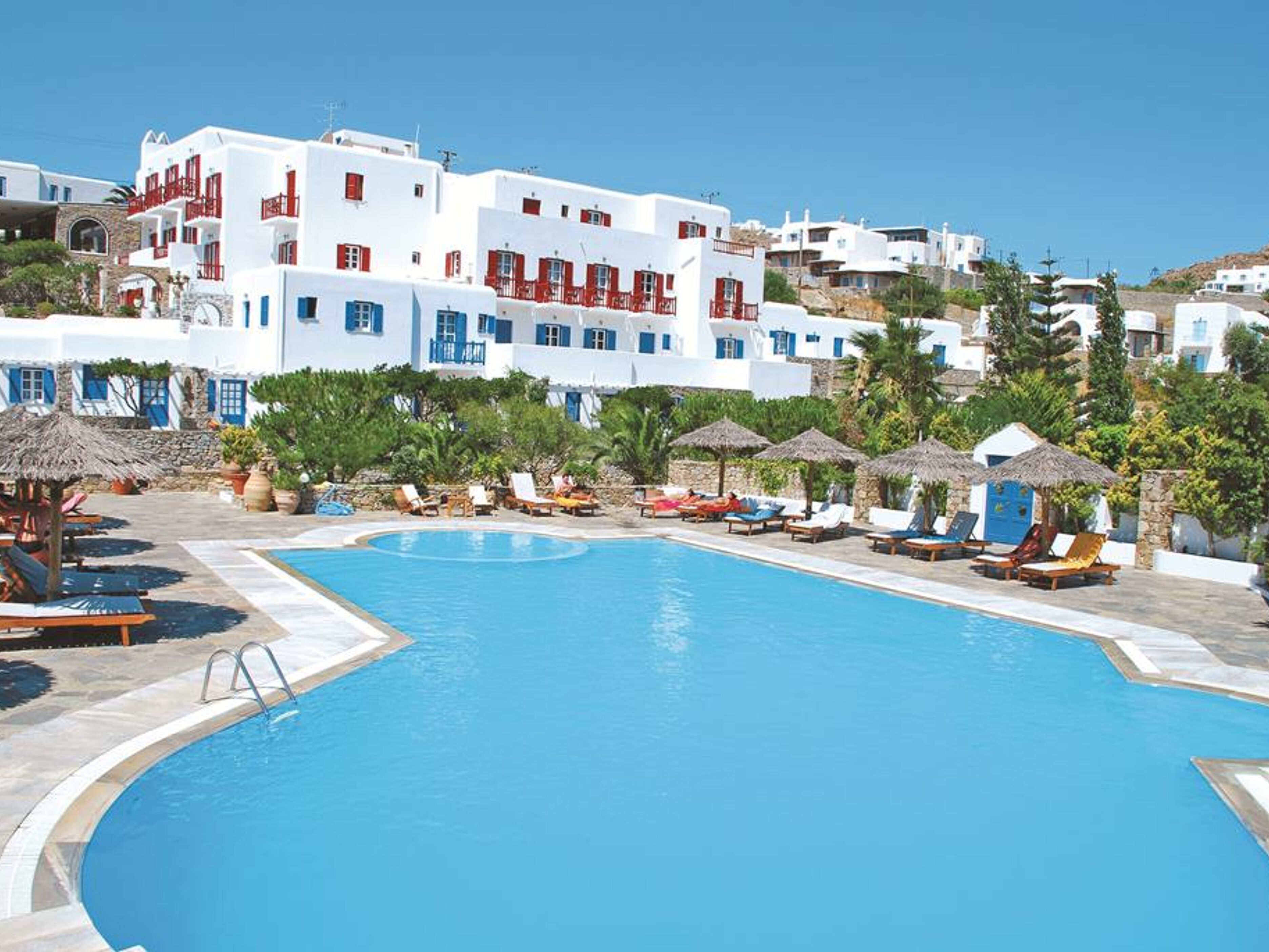 Kamari Hotel