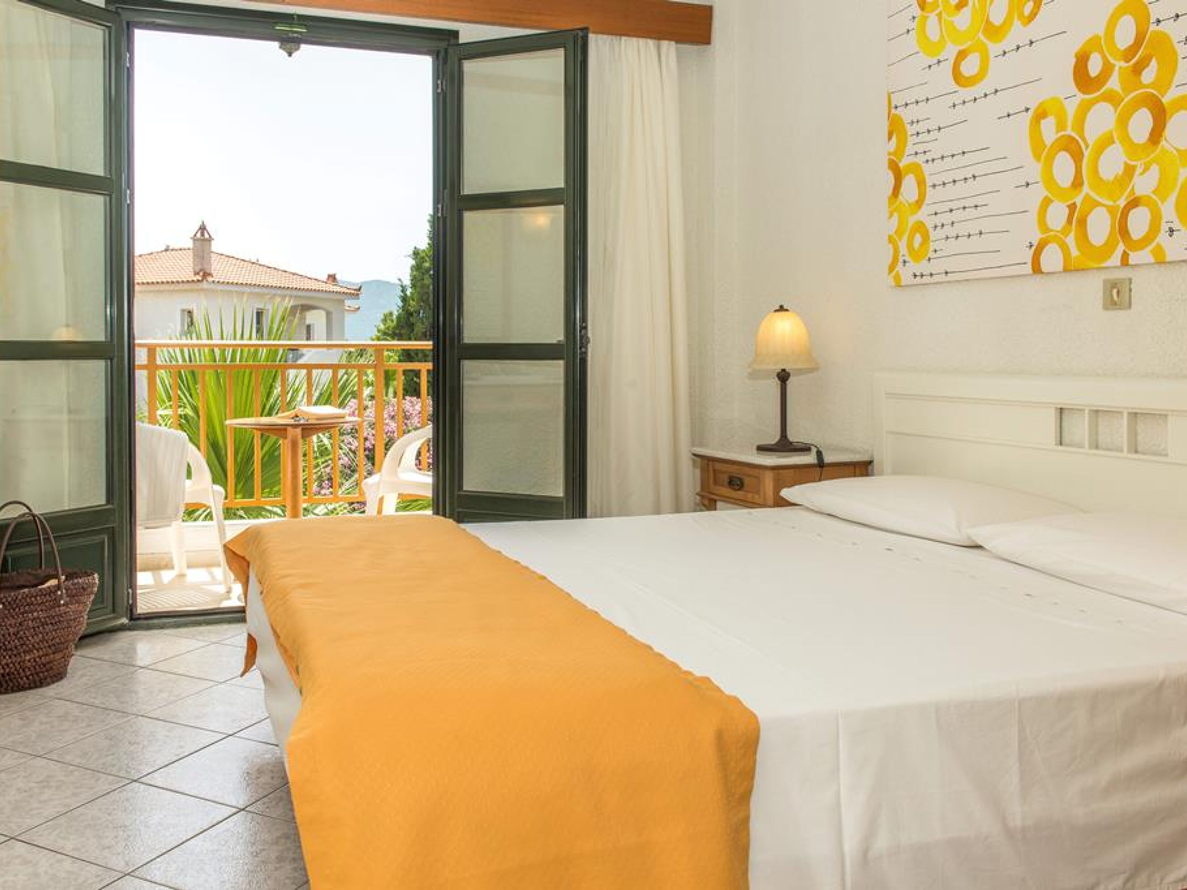Hydrele Beach Hotel & Village
