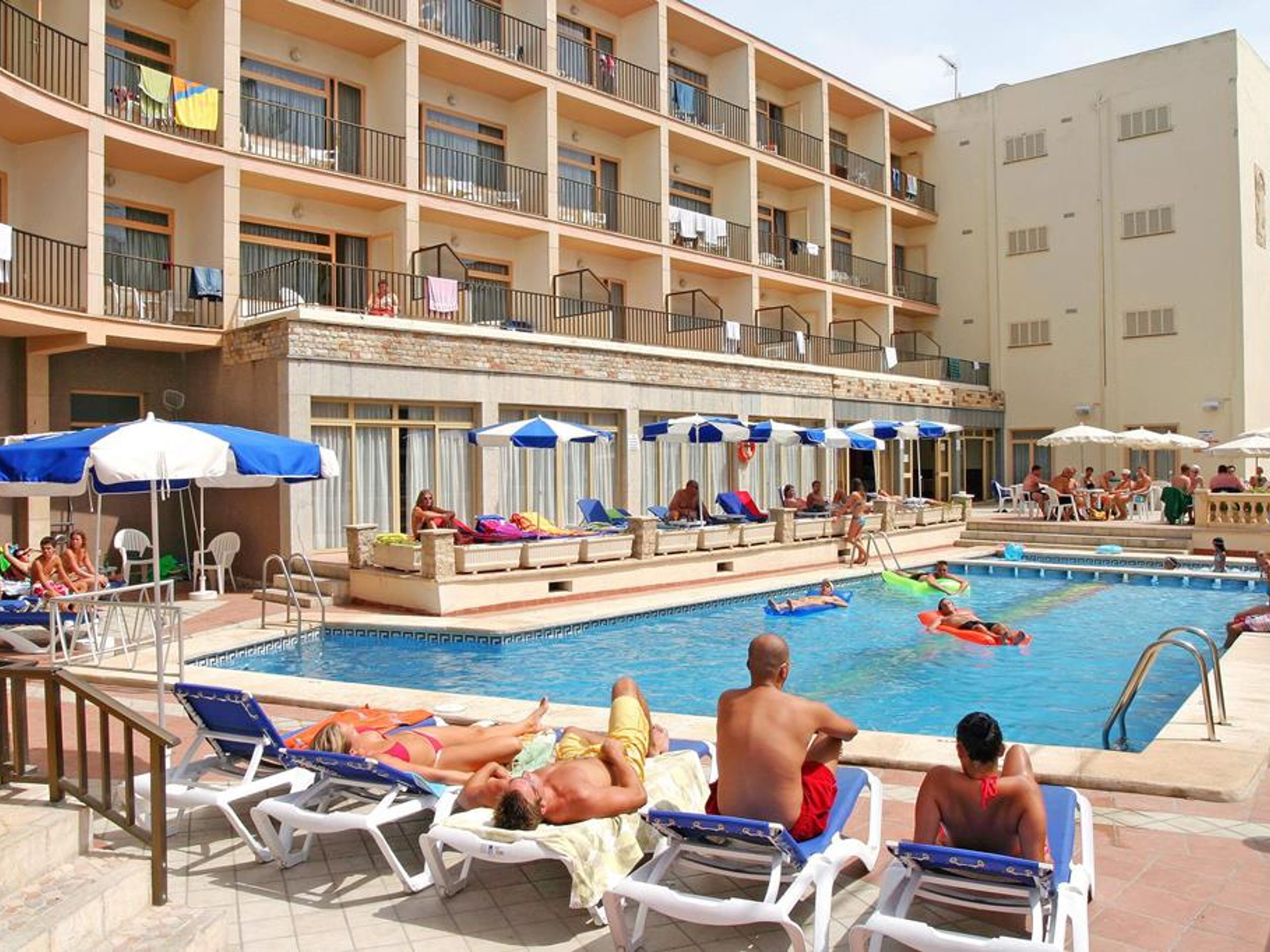 Hotel Iris