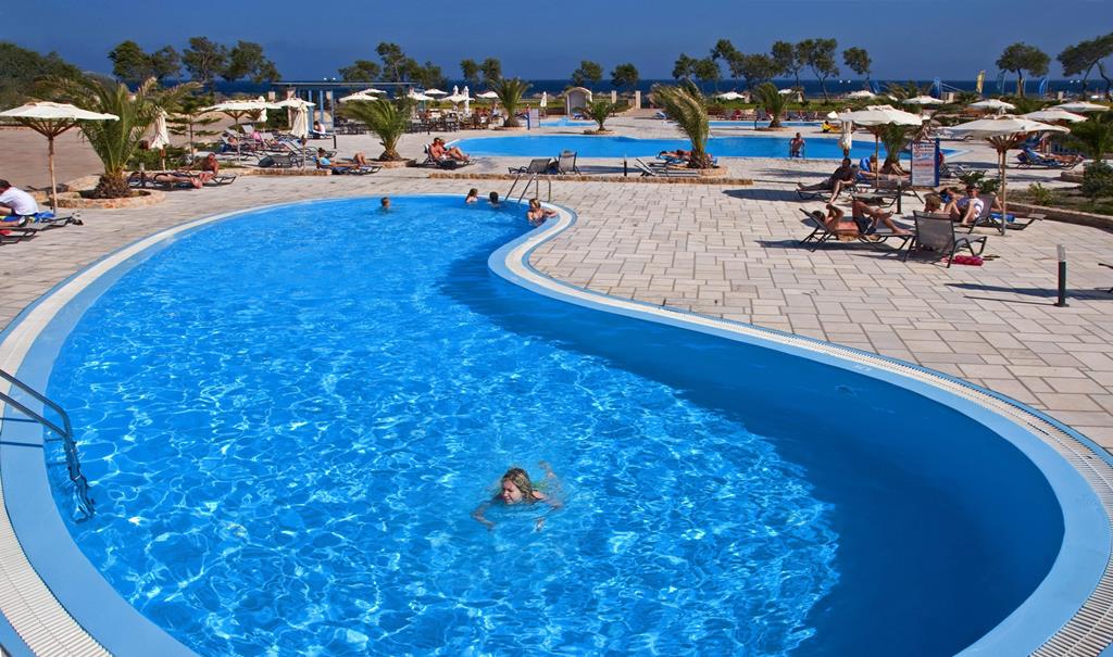 santo-miramare-resort