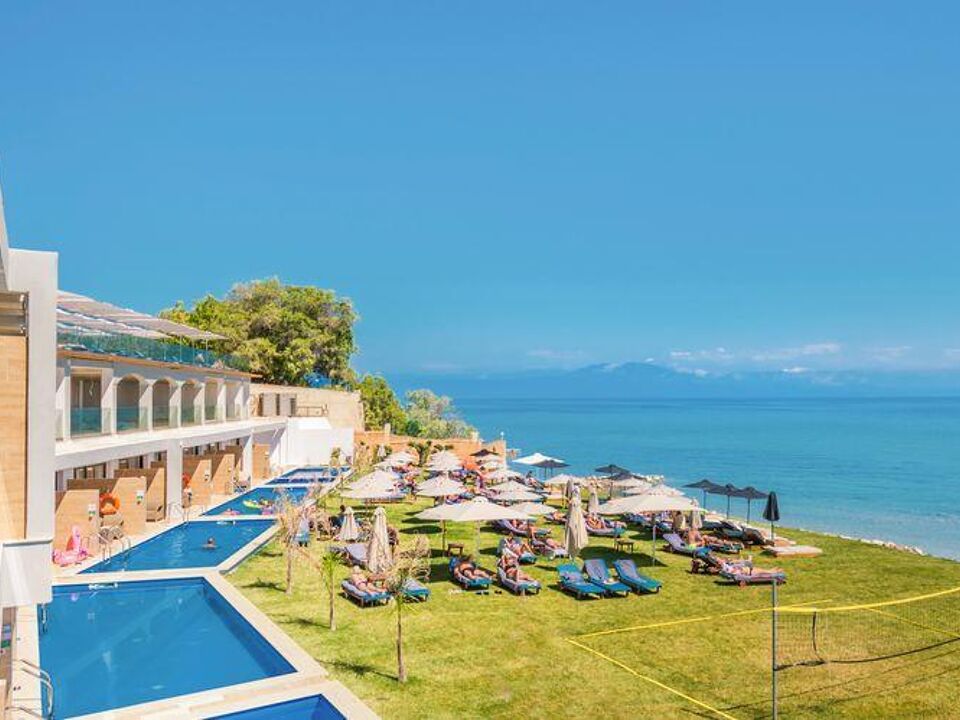 Cavo Orient Beach Hotel