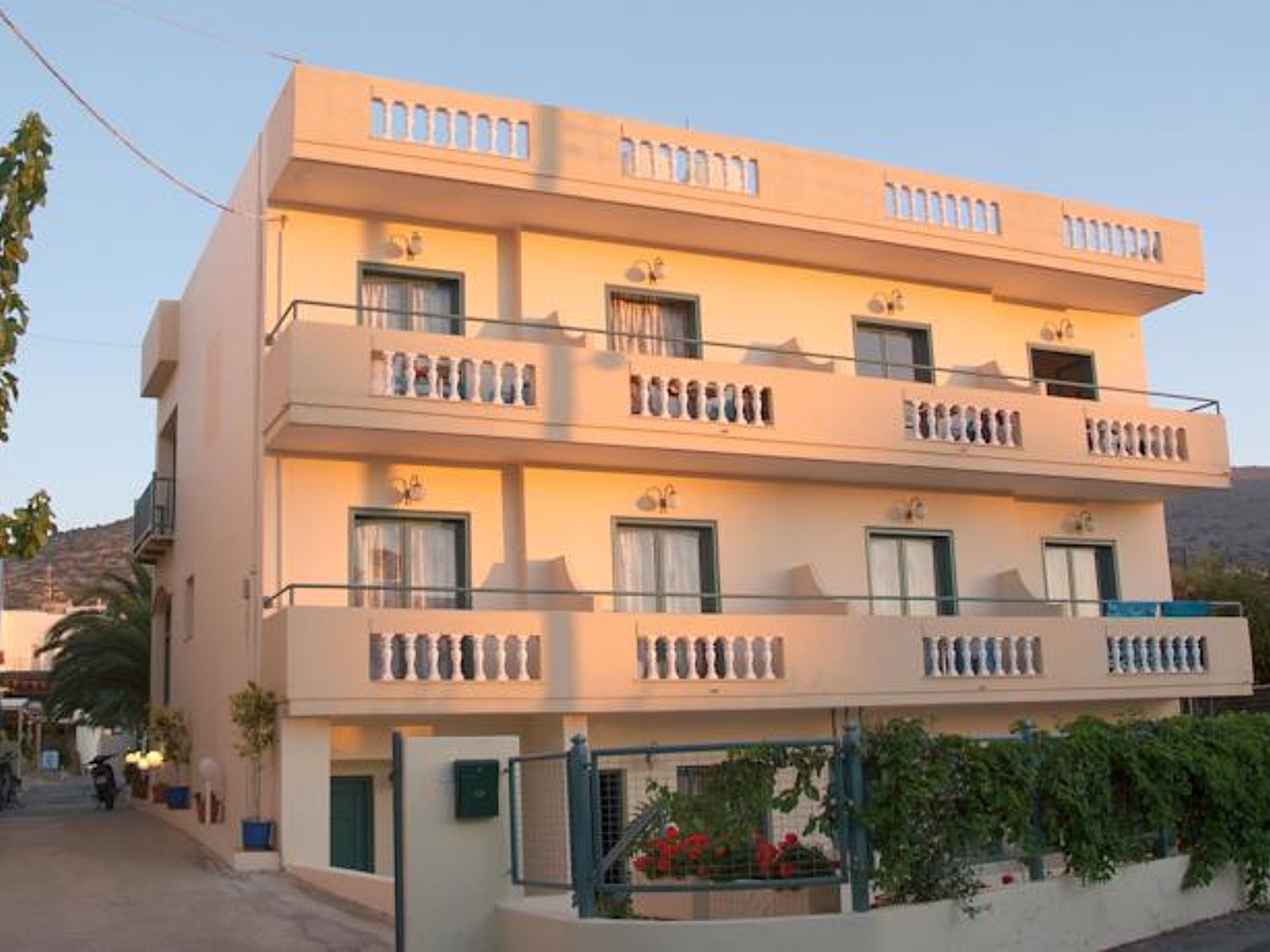 Theoni Appartementen