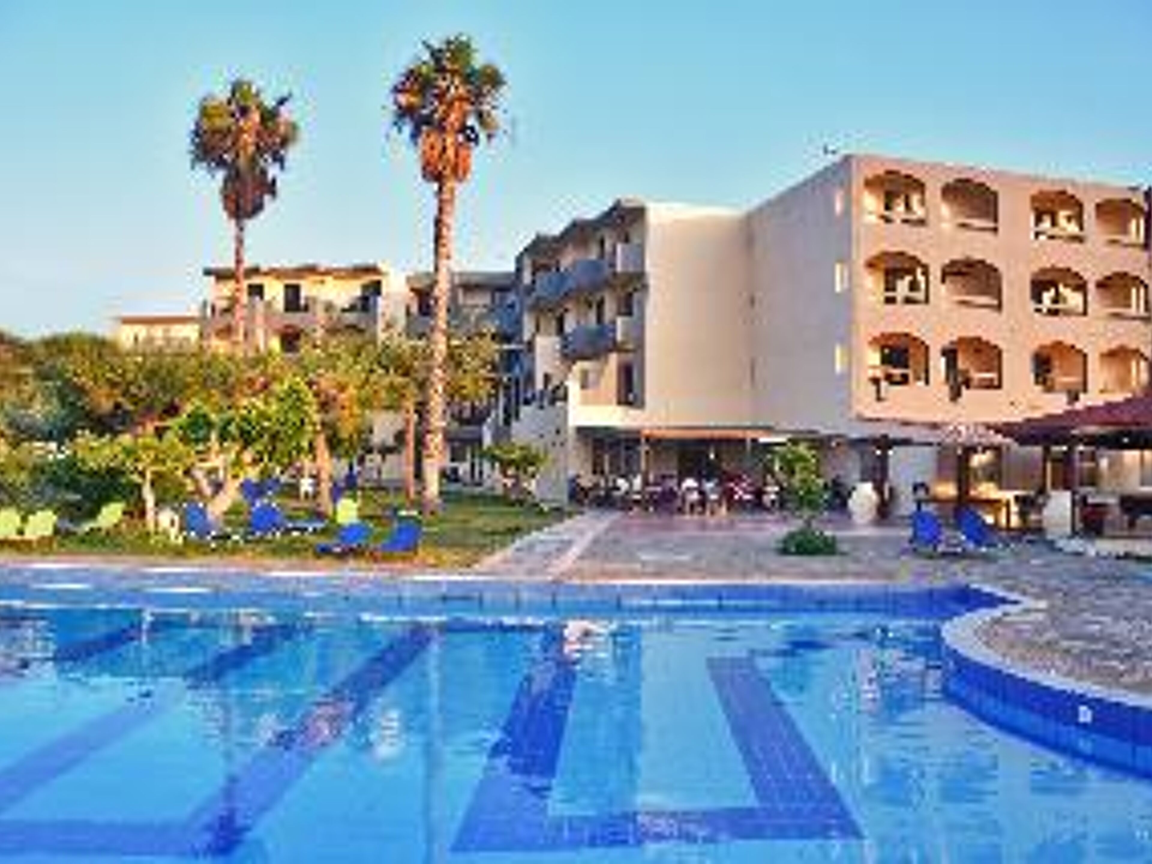 Ocean Heights View Hotel