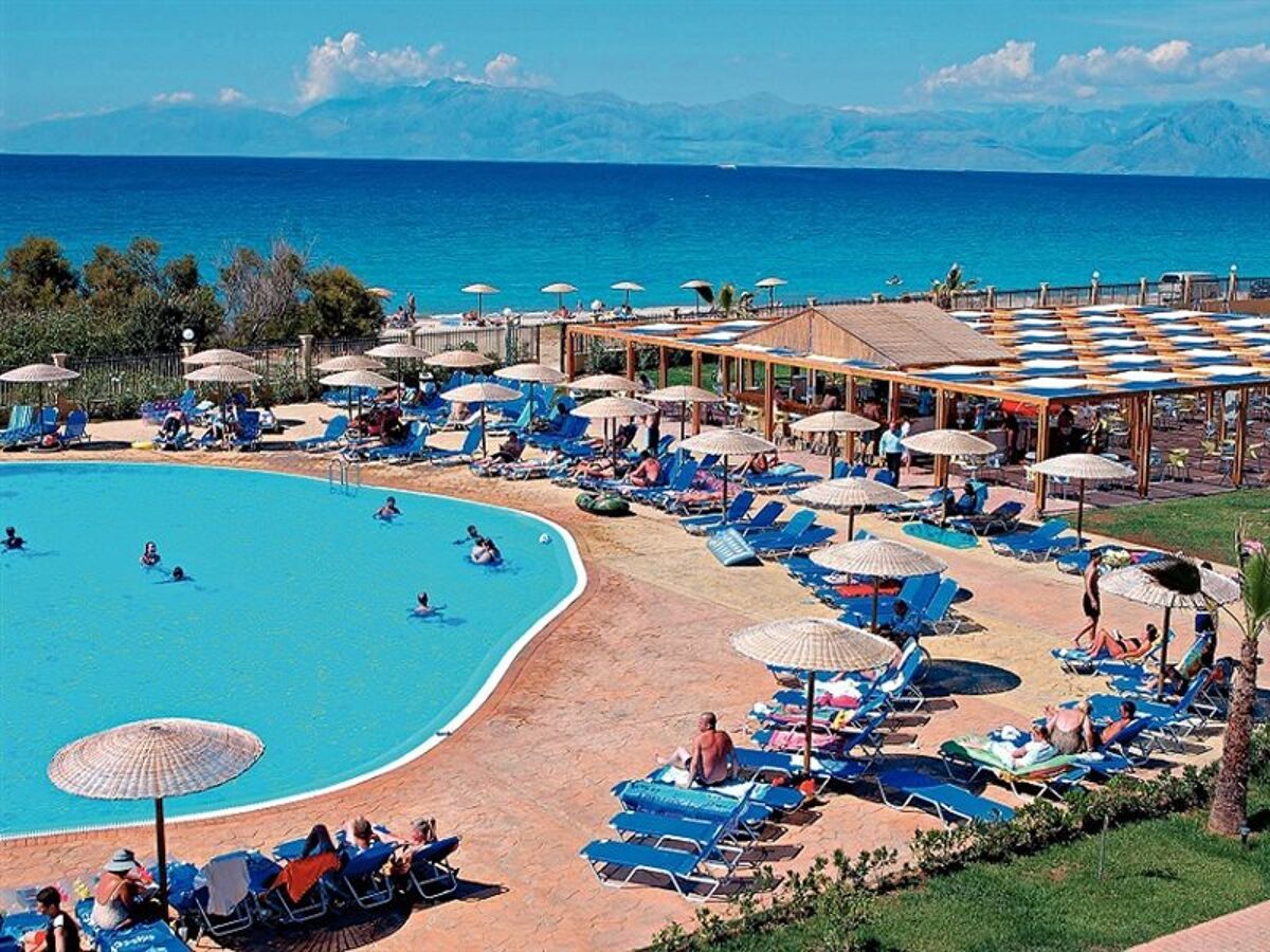 almyros-beach-resort-en-spa