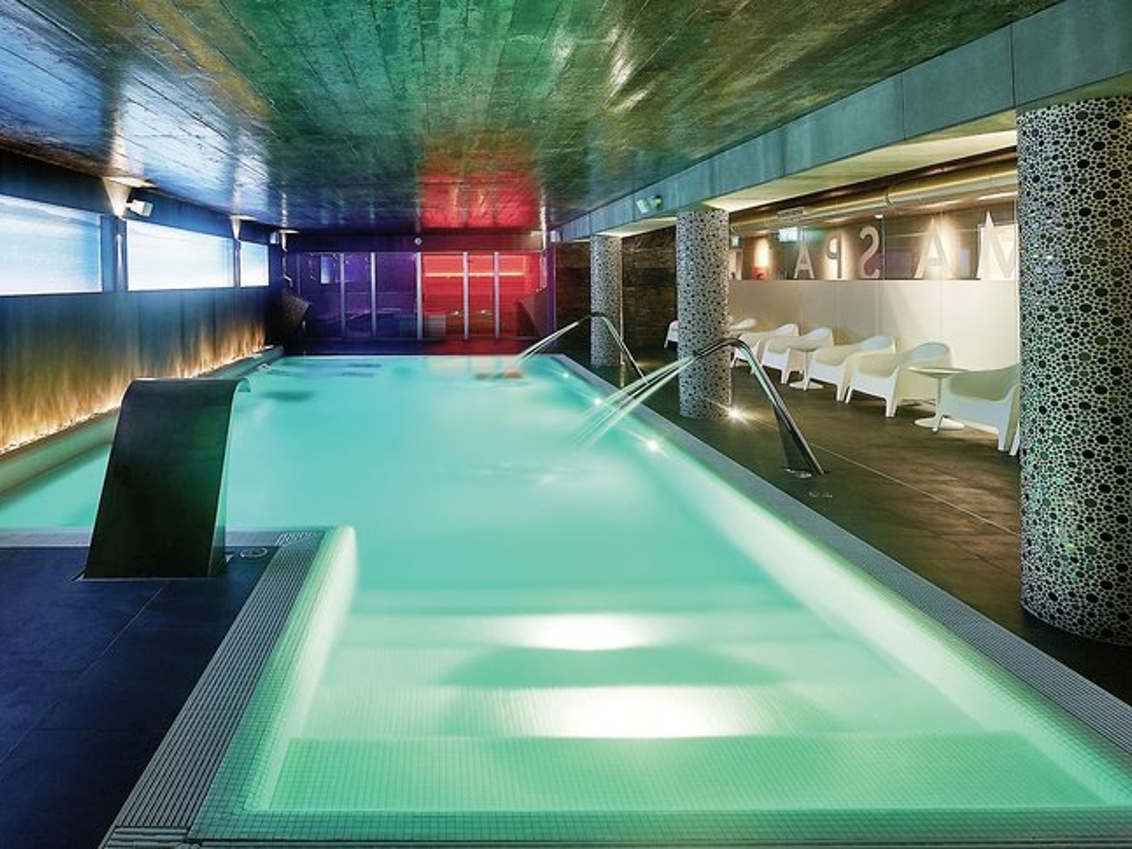 Alcazar Beach & SPA